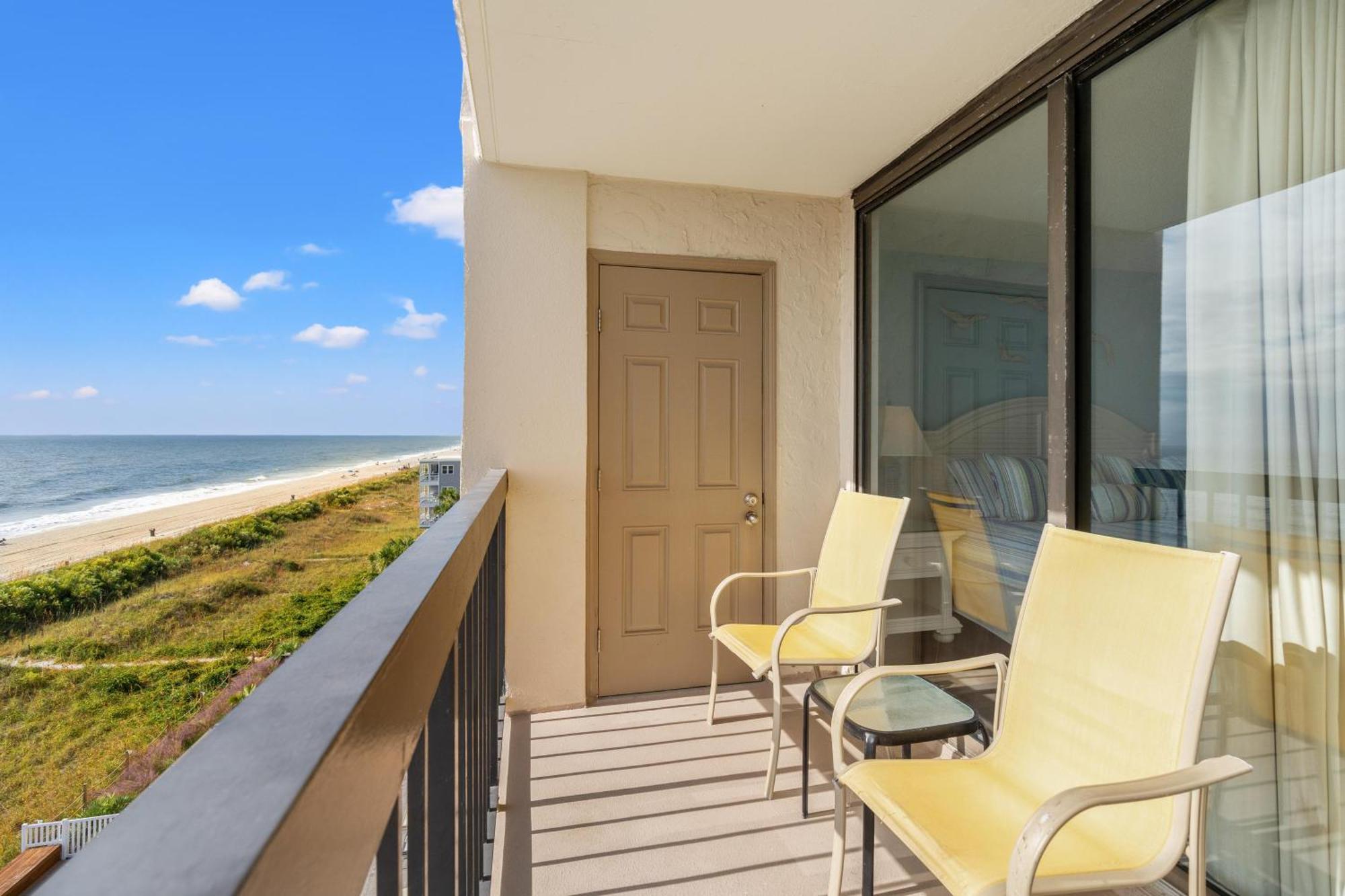 Waterpointe Ii 601 - Oceanfront - Windy Hill Section Holiday home