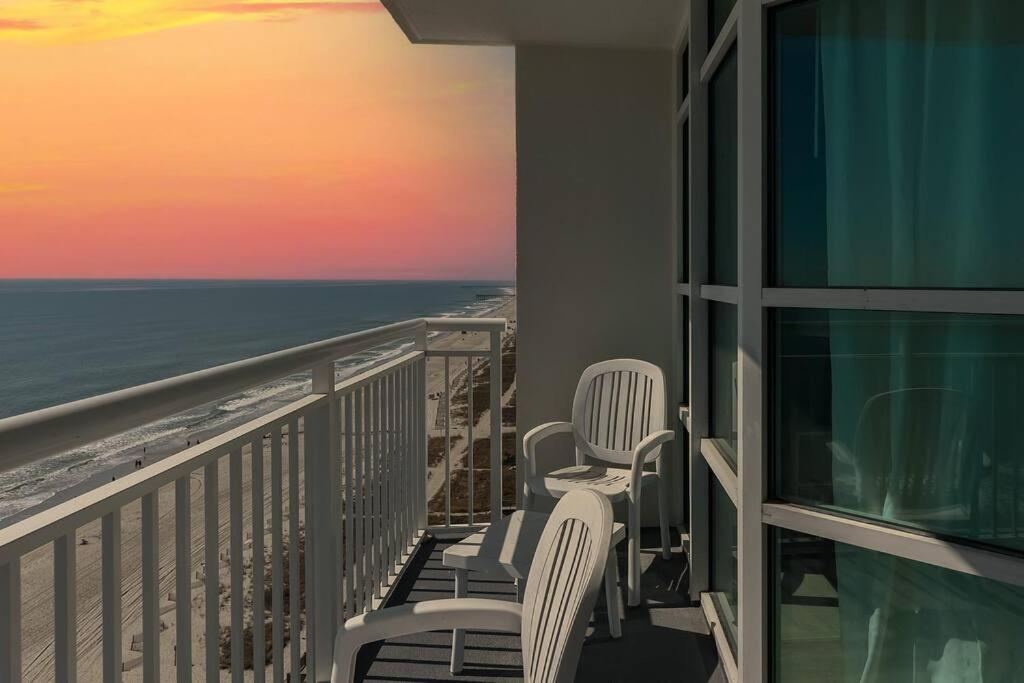 New! Carolinian 14th Floor Oceanfront 1bd/1ba Apartment *