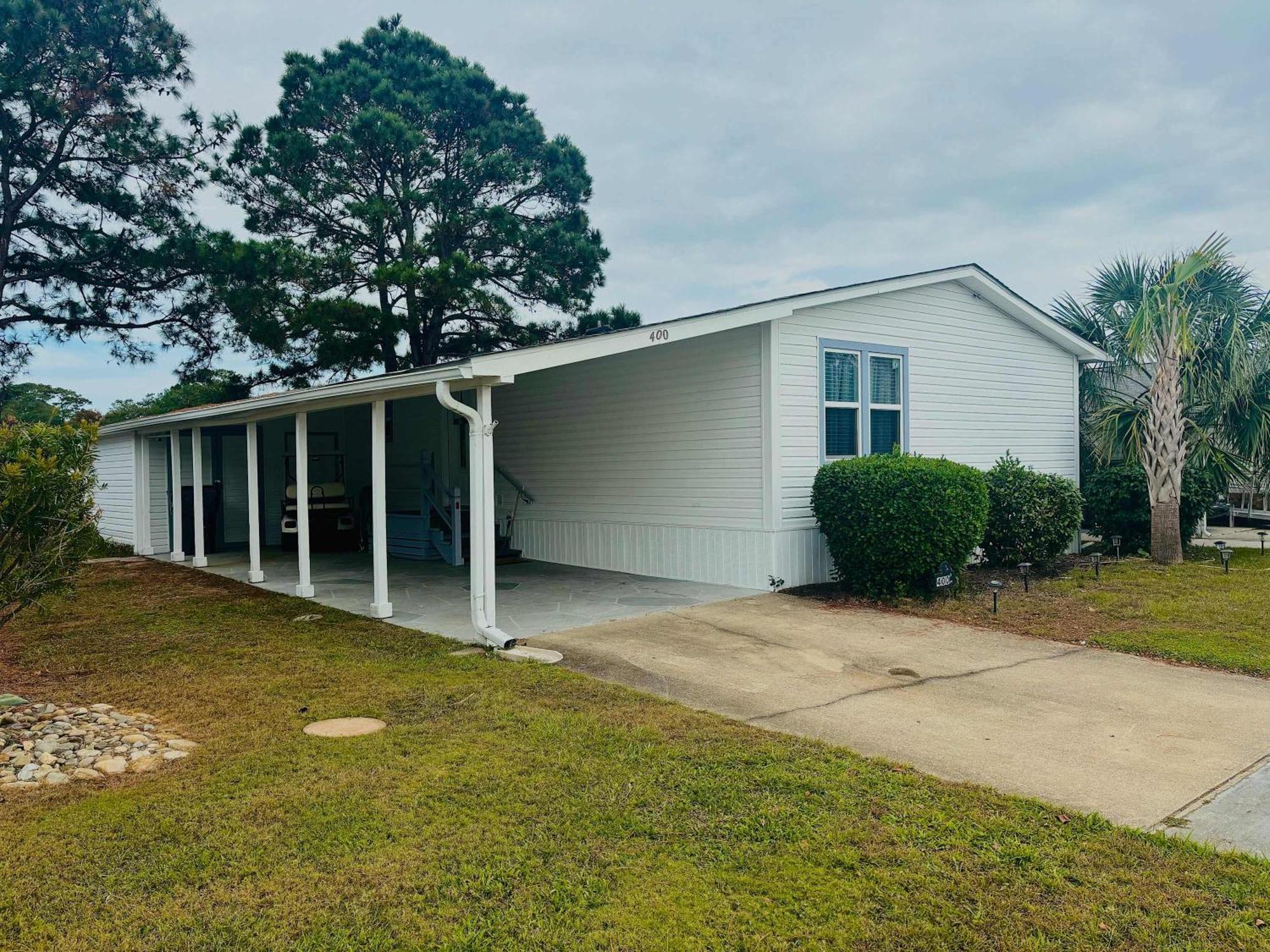 Oceanside Village - Great Amenities - Garden