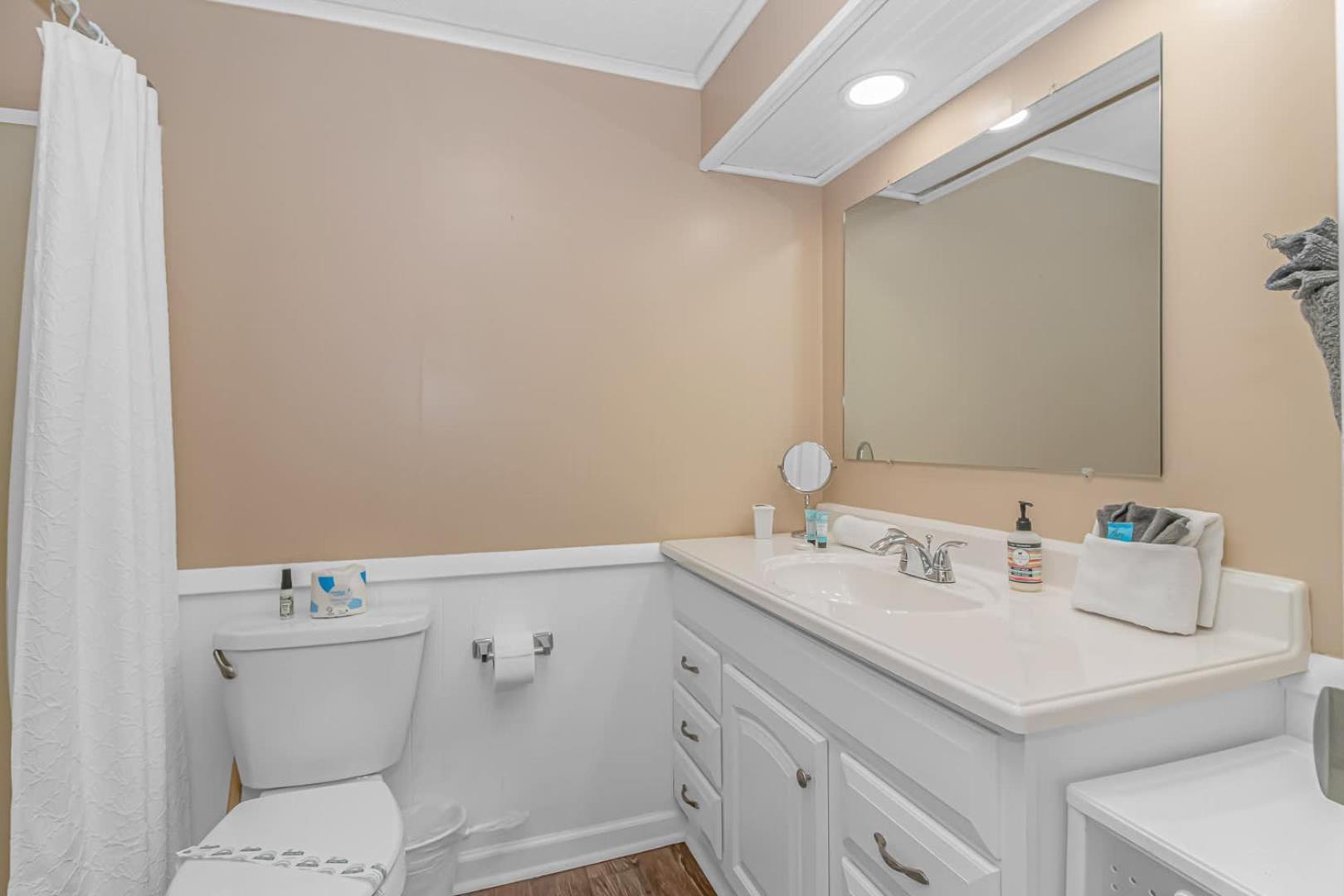Oceanside Village - Great Amenities - Garden Holiday home