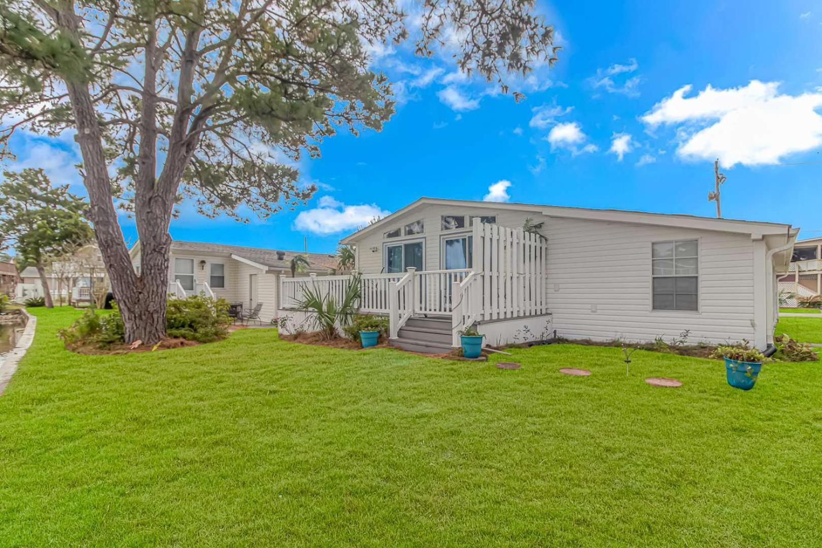 Oceanside Village - Great Amenities - Garden *