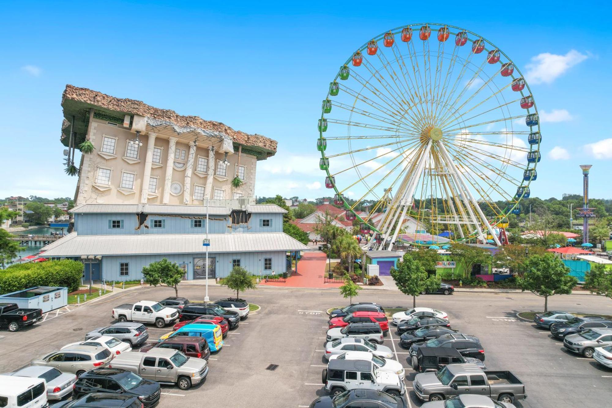 Stunning Ocean View Condo- Balcony Perks Apartment Myrtle Beach
