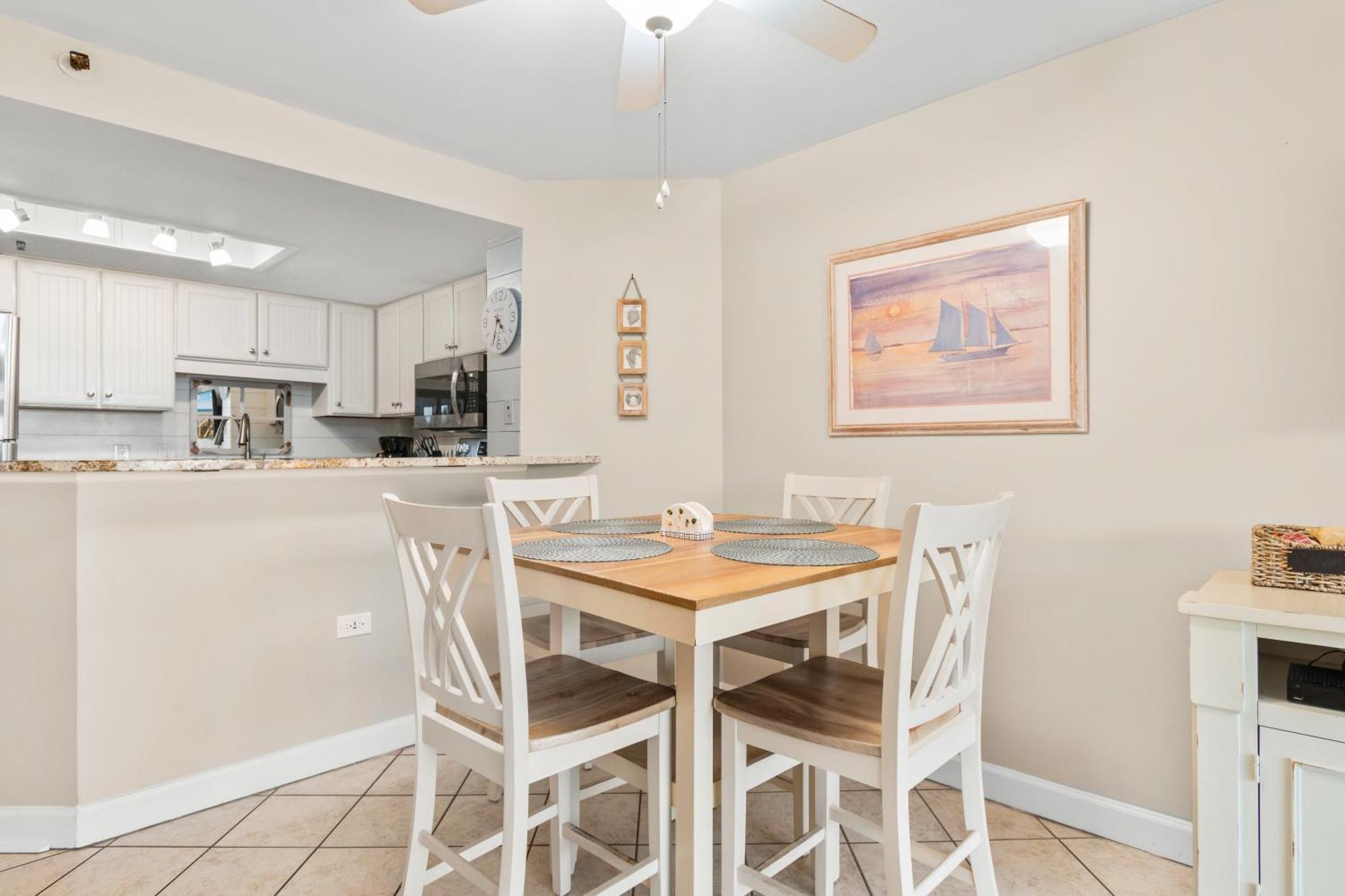 Stunning Ocean View Condo- Balcony Perks * Myrtle Beach