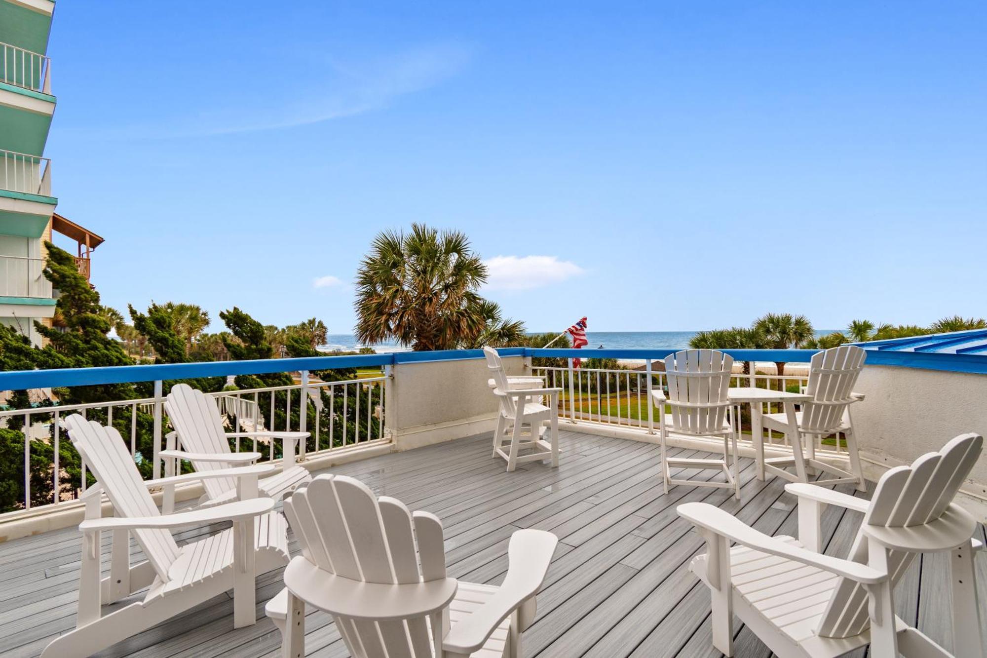 Apartment Stunning Ocean View Condo- Balcony Perks *