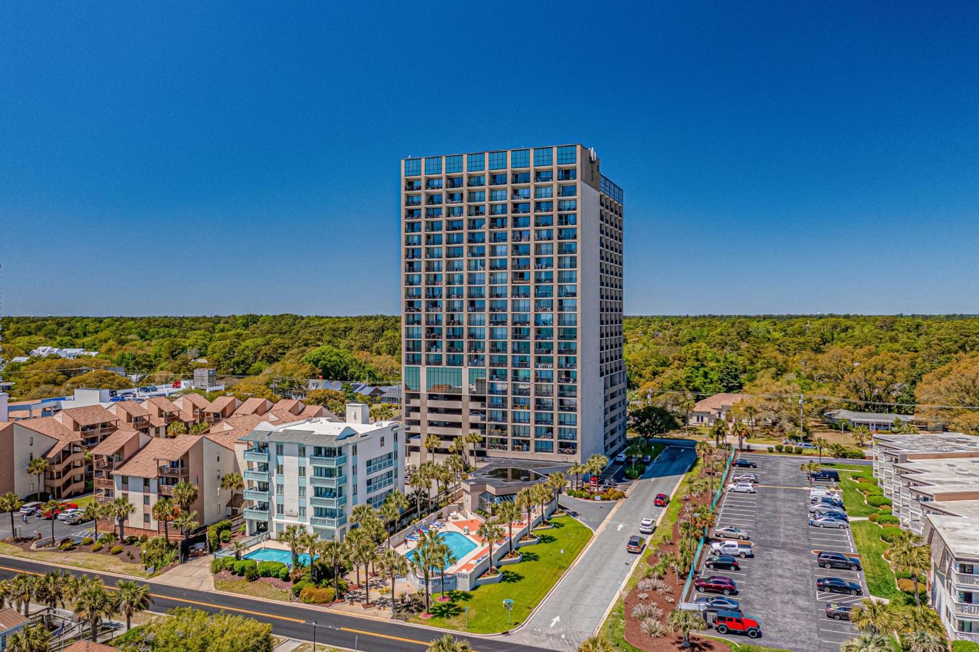 Beautifully Renovated 1 Bedroom Condo-stunning Ocean Views- Ocean Forest 801