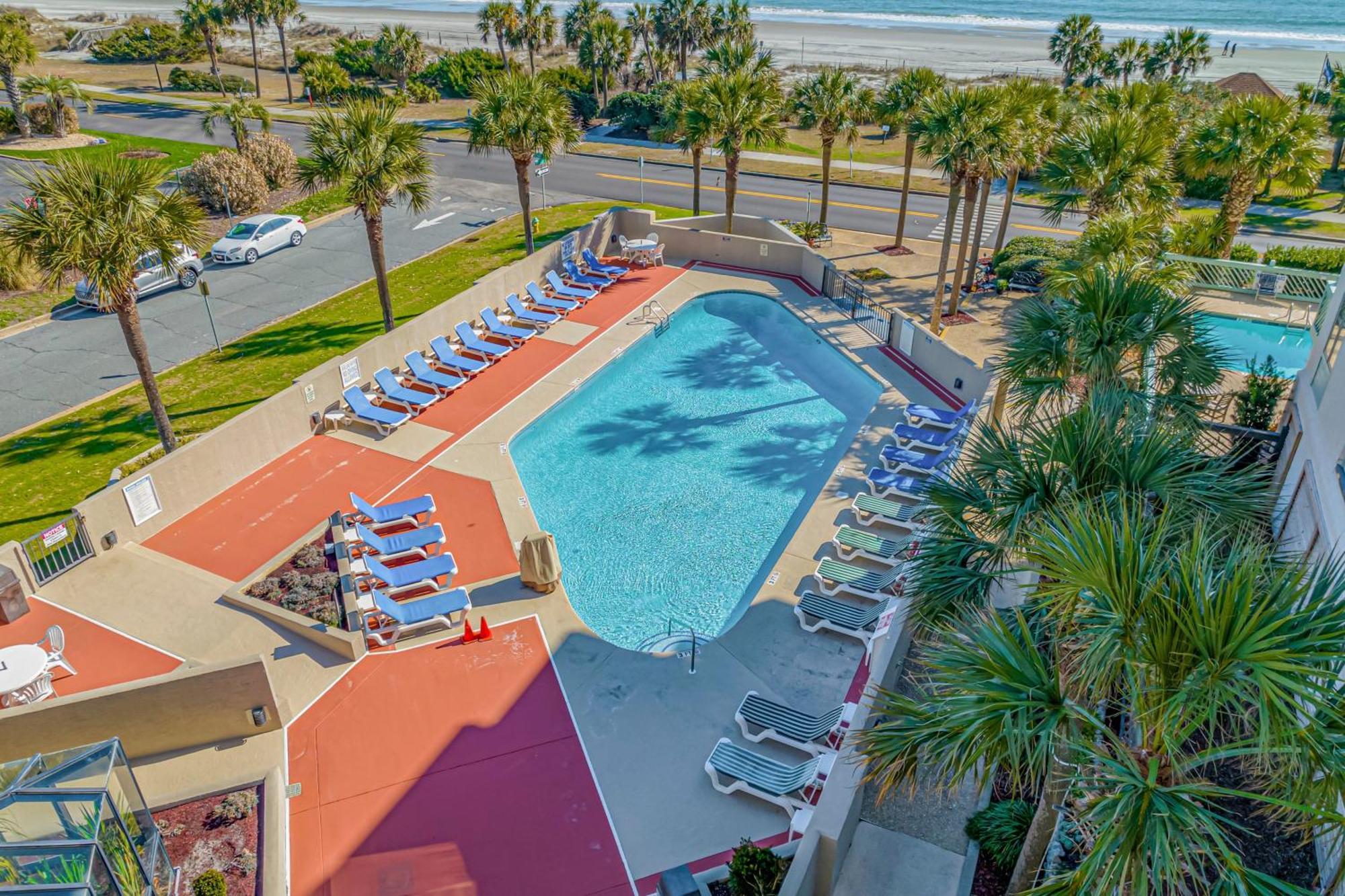 Beautifully Renovated 1 Bedroom Condo-stunning Ocean Views- Ocean Forest 801 *