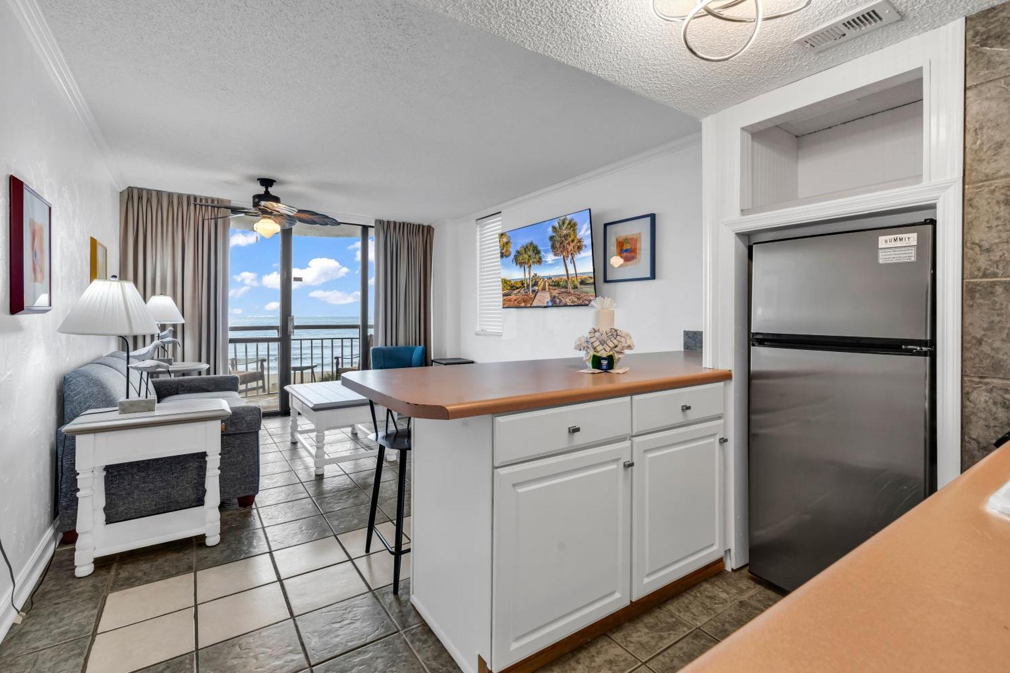 Spectacular Oceanview Apartment