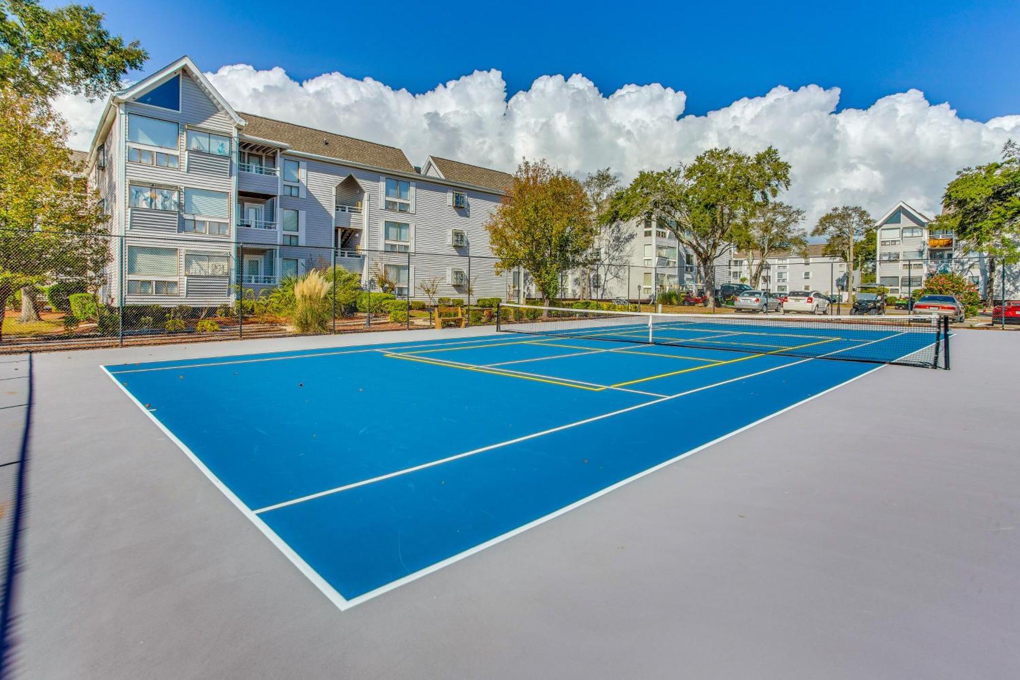 Myrtle Retreat With Sunroom Walk To Beach! *