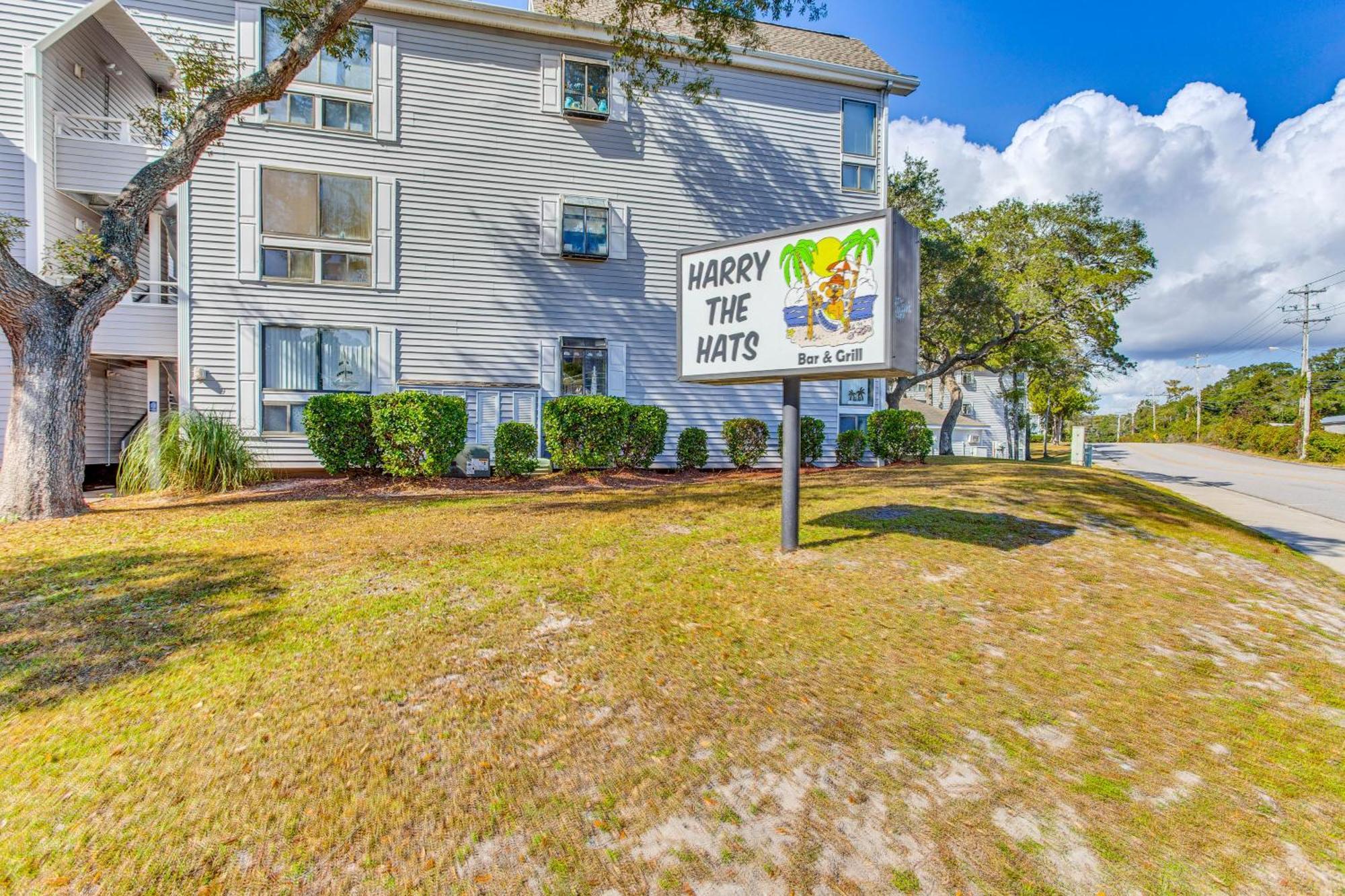 Myrtle Retreat With Sunroom Walk To Beach! Apartment *