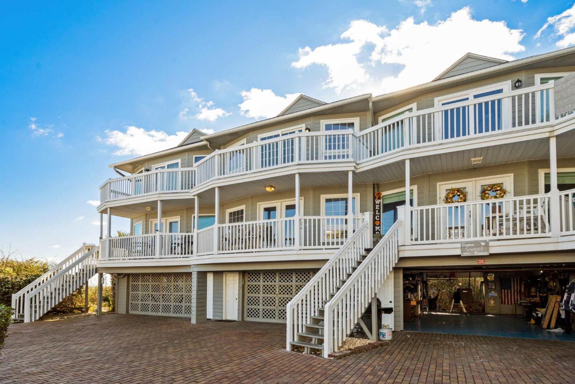 Beachfront Bliss-admirals Quarters Ii Oceanfront Myrtle Beach