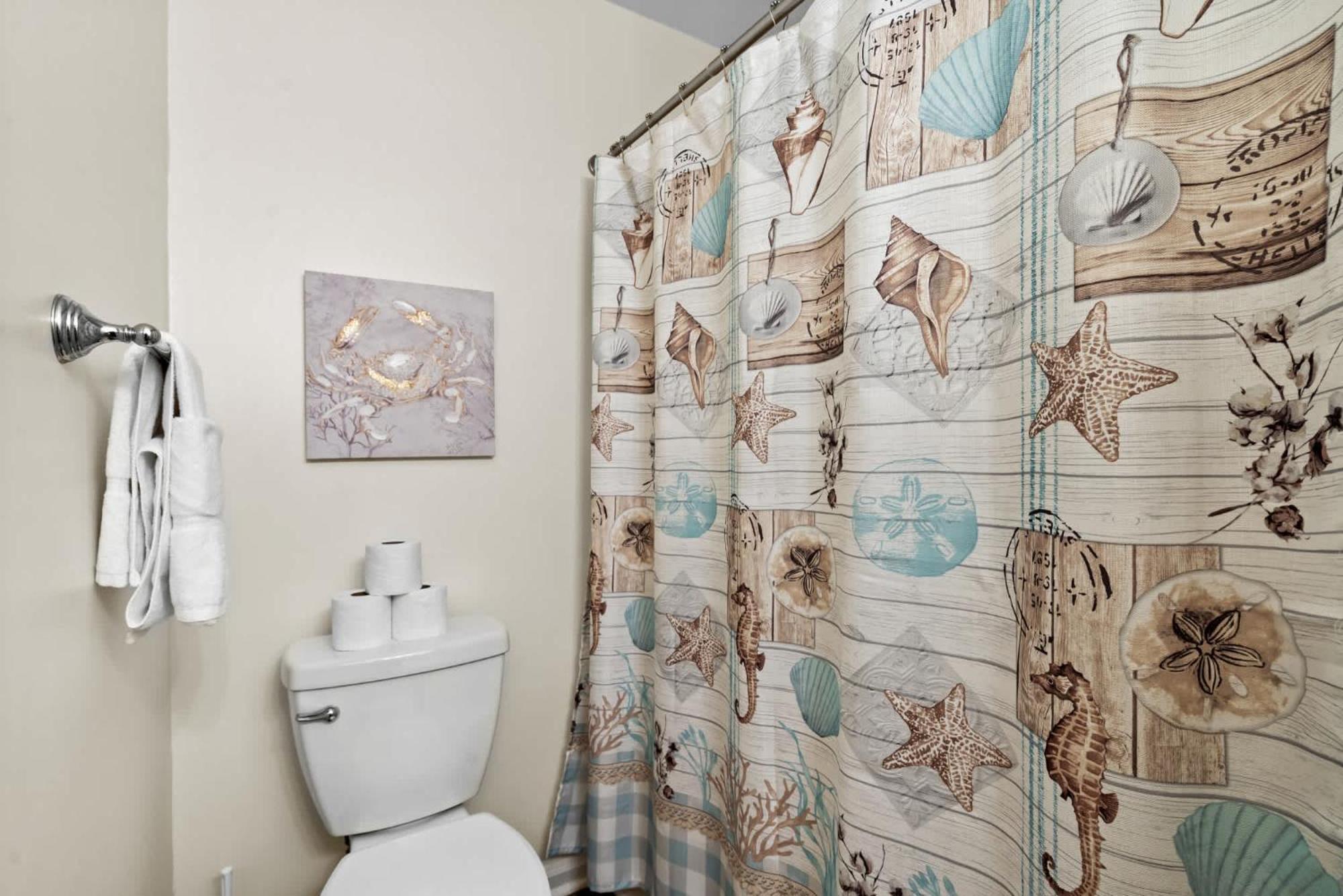 Beachfront Bliss-admirals Quarters Ii Oceanfront Holiday home *
