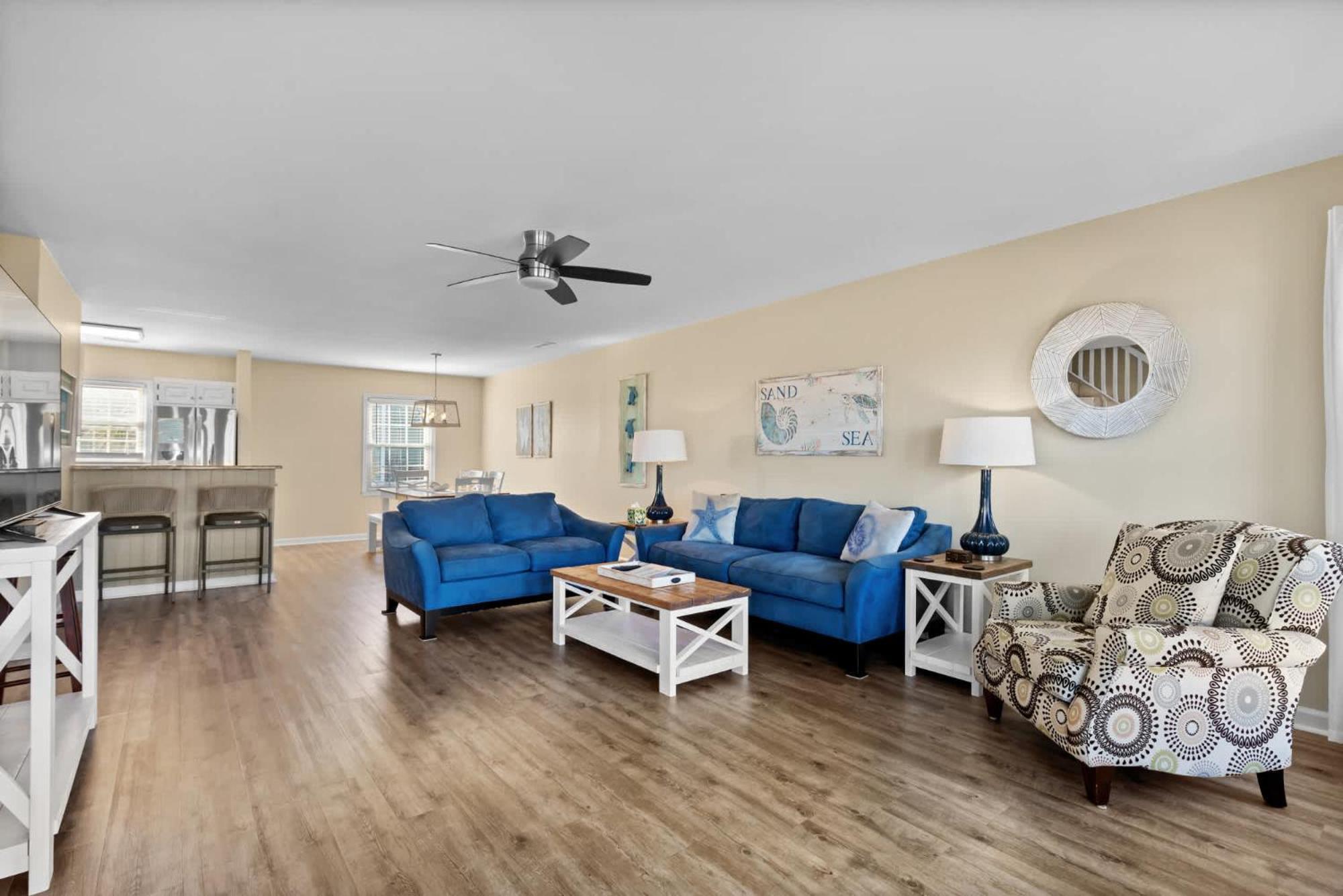 Beachfront Bliss-admirals Quarters Ii Oceanfront Holiday home *