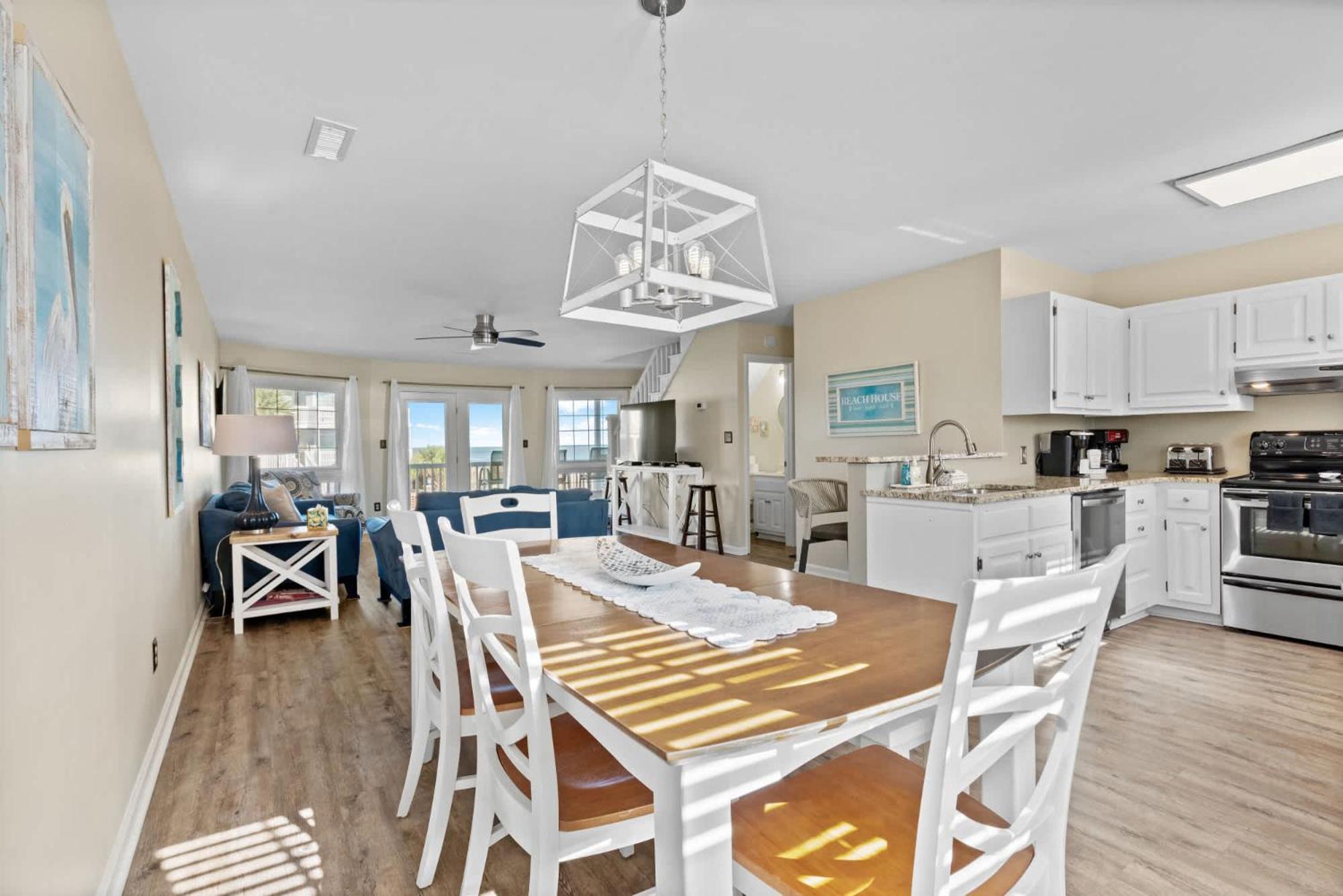 Beachfront Bliss-admirals Quarters Ii Oceanfront Myrtle Beach