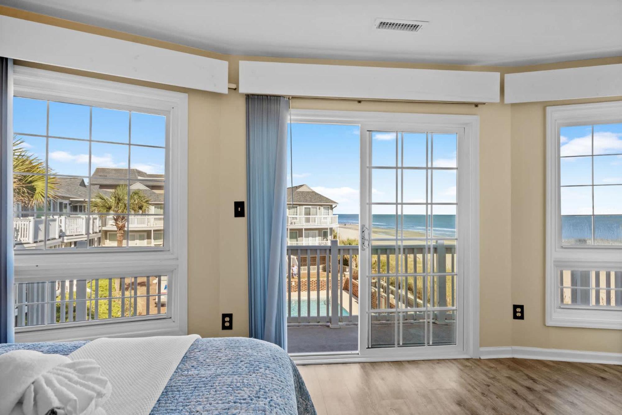 Holiday home Beachfront Bliss-admirals Quarters Ii Oceanfront Myrtle Beach