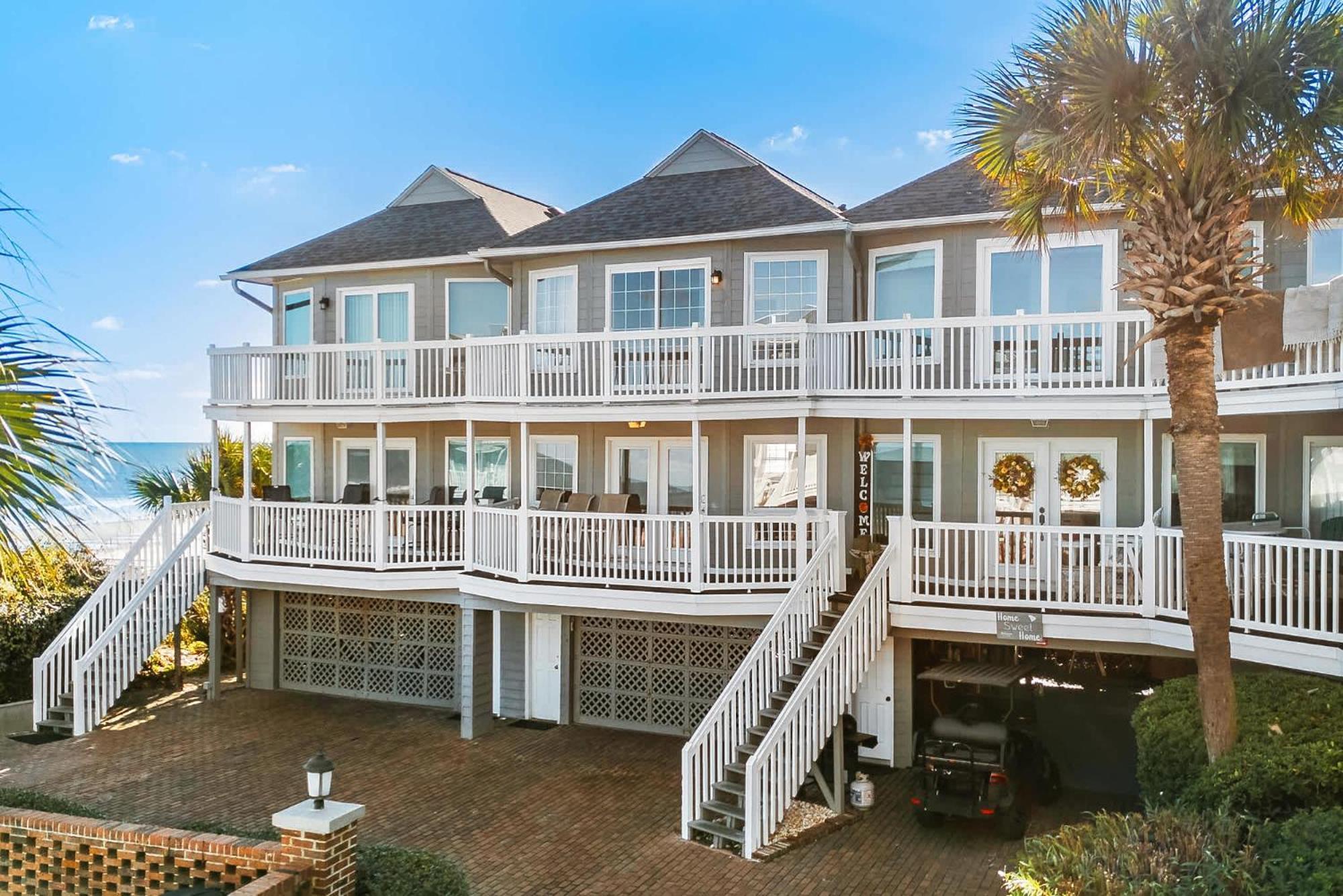 Beachfront Bliss-admirals Quarters Ii Oceanfront *