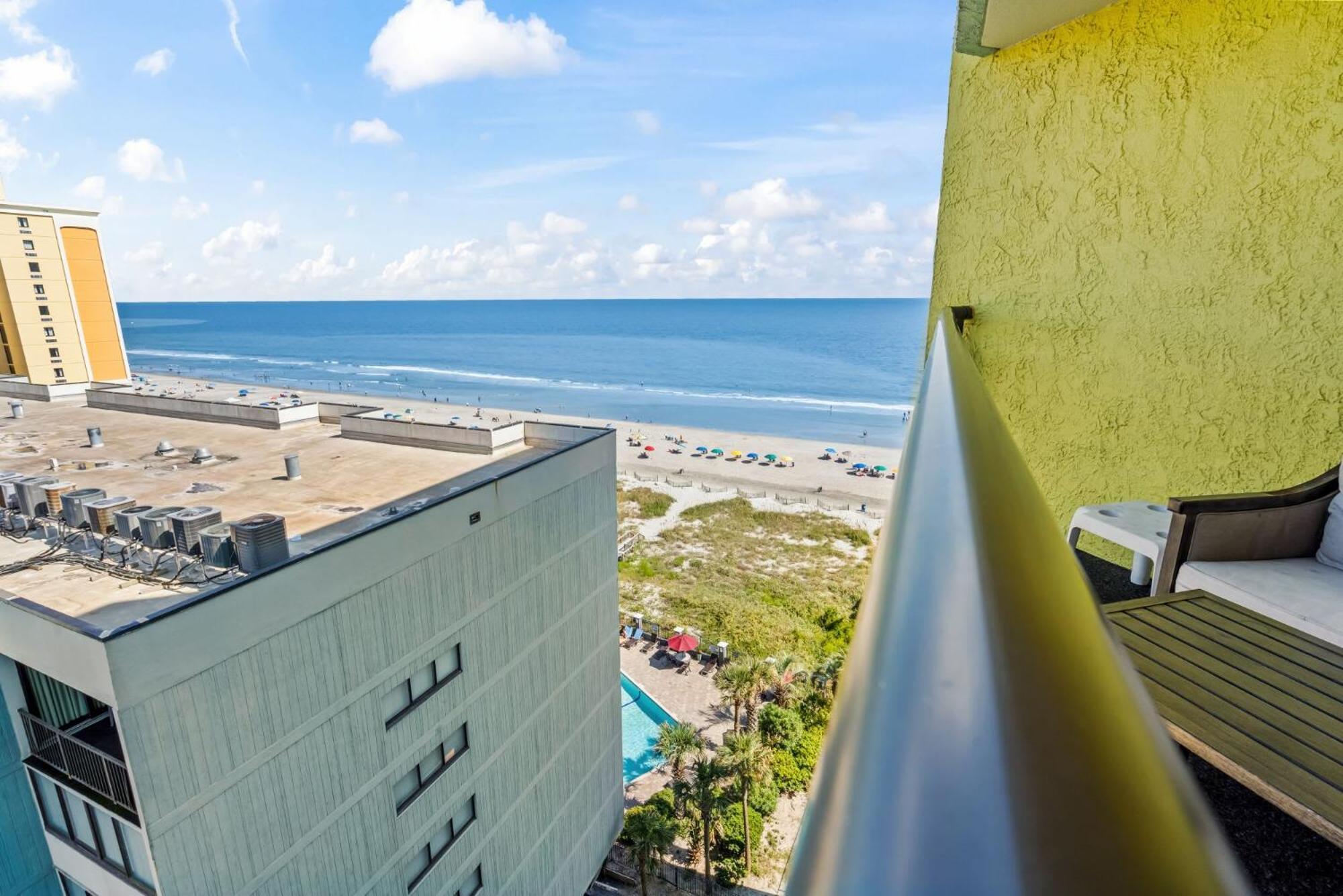 Apartment Monterey Bay Unit 1111 - Oceanfront