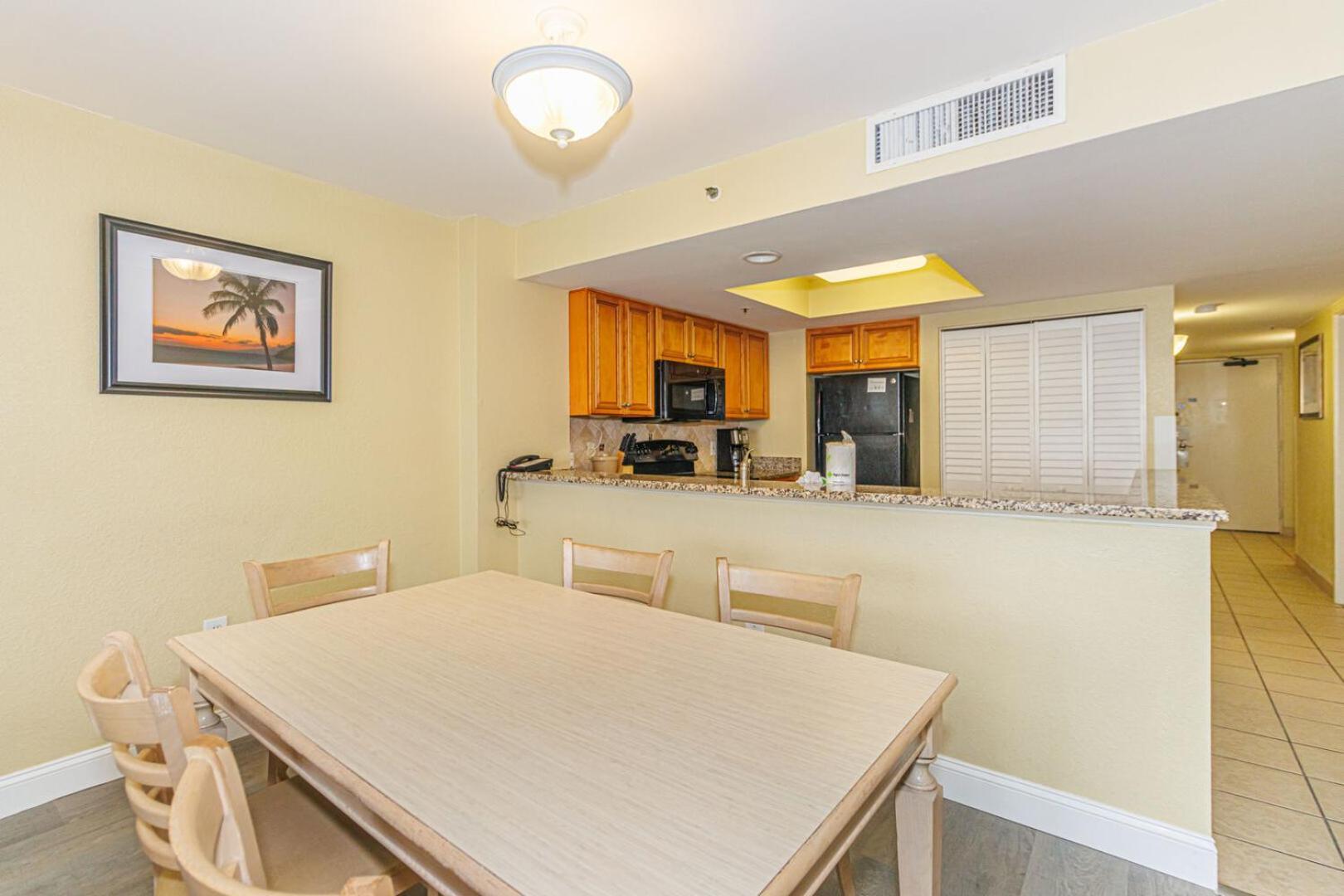Holiday home Gorgeous Oceanfront 3 Bedroom Condo! Sleeps 10 Guests! Compass Cove Mariner Tower 1217