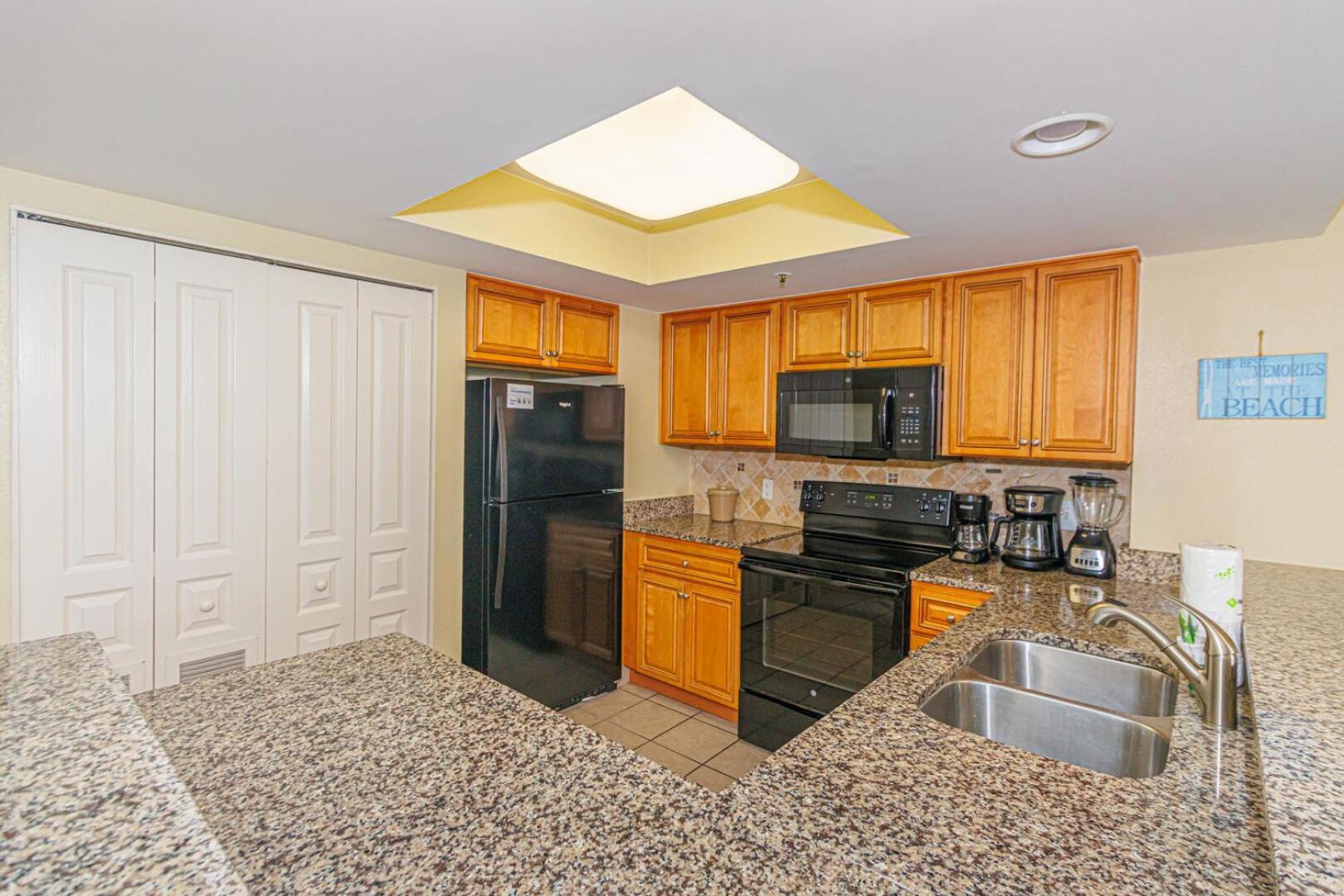 Holiday home Oceanfront 3 Bedroom Condo! Sleeps 10 Guests! Compass Cove Mariner Tower 1216 Myrtle Beach