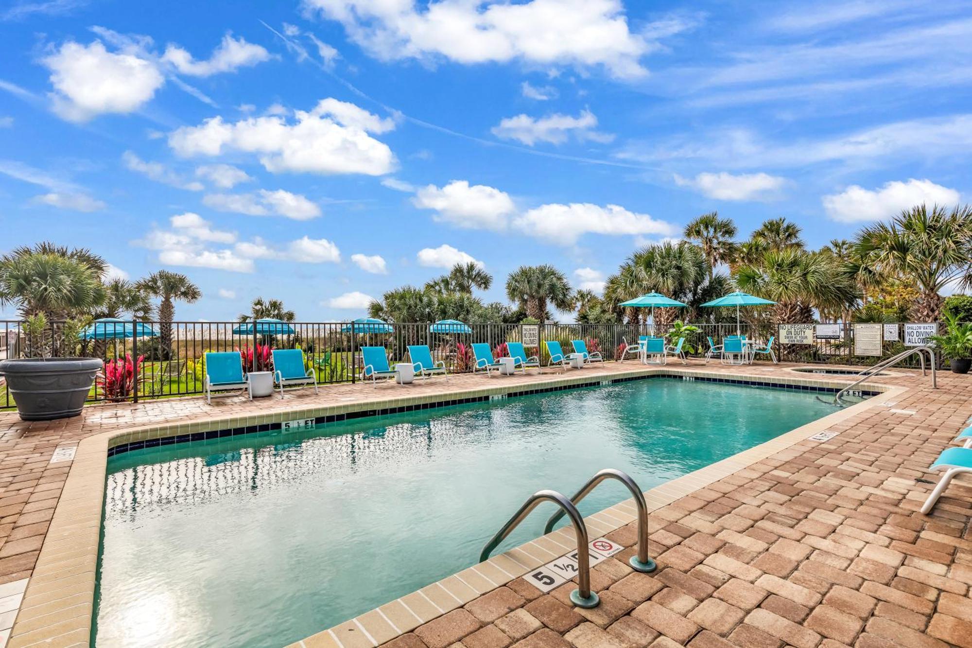 Ocean View Double Suite! Sleeps 4 Meridian Plaza 705 Myrtle Beach