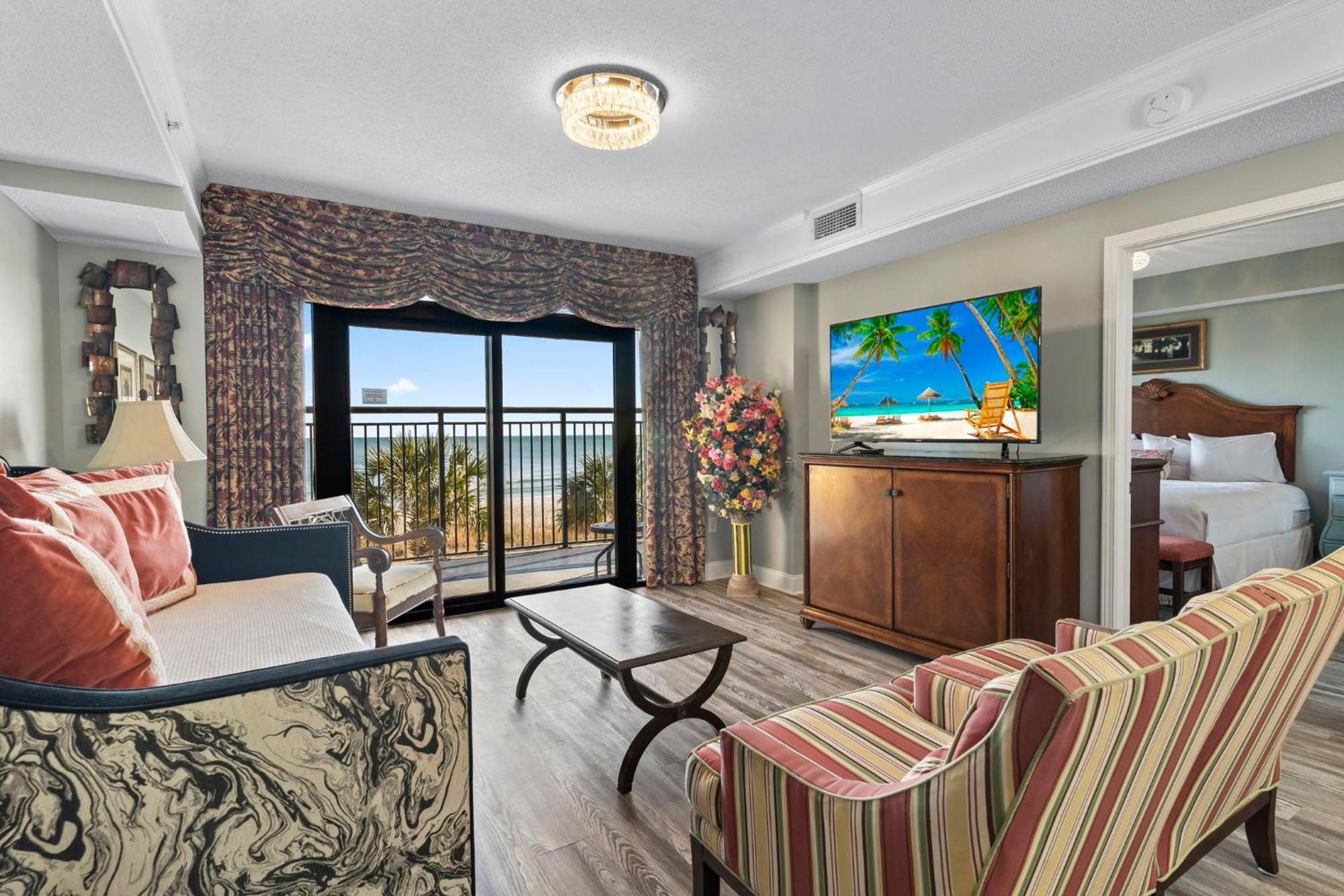 Holiday home Stunning And Spacious 3 Bedroom Condo-immaculate Oceanfront Views! Anderson 211