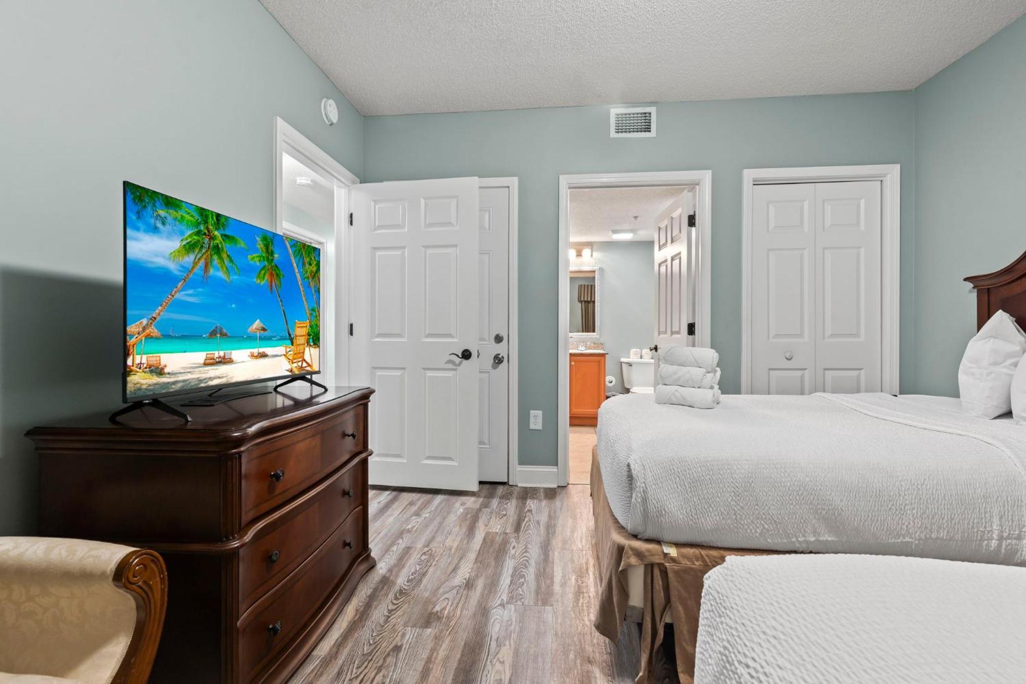 Stunning And Spacious 3 Bedroom Condo-immaculate Oceanfront Views! Anderson 211 Holiday home *
