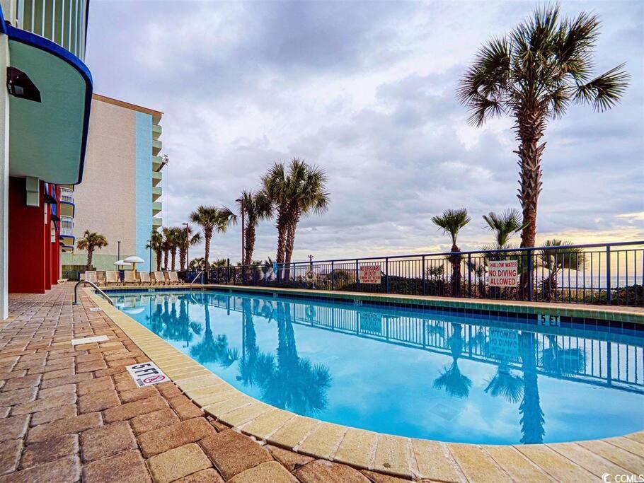 Stunning Oceanfront Spacious * Myrtle Beach
