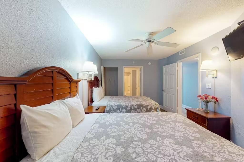 Stunning Oceanfront Spacious