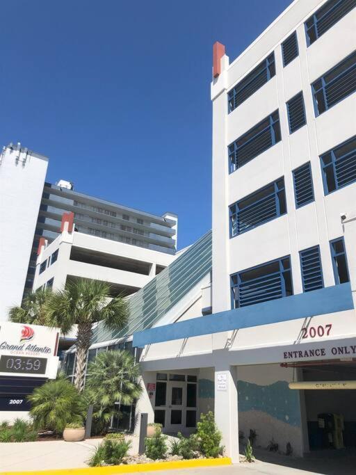 Apartment Stunning Oceanfront Spacious *