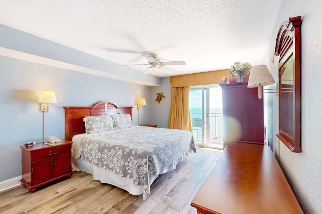 Stunning Oceanfront Spacious Apartment Myrtle Beach
