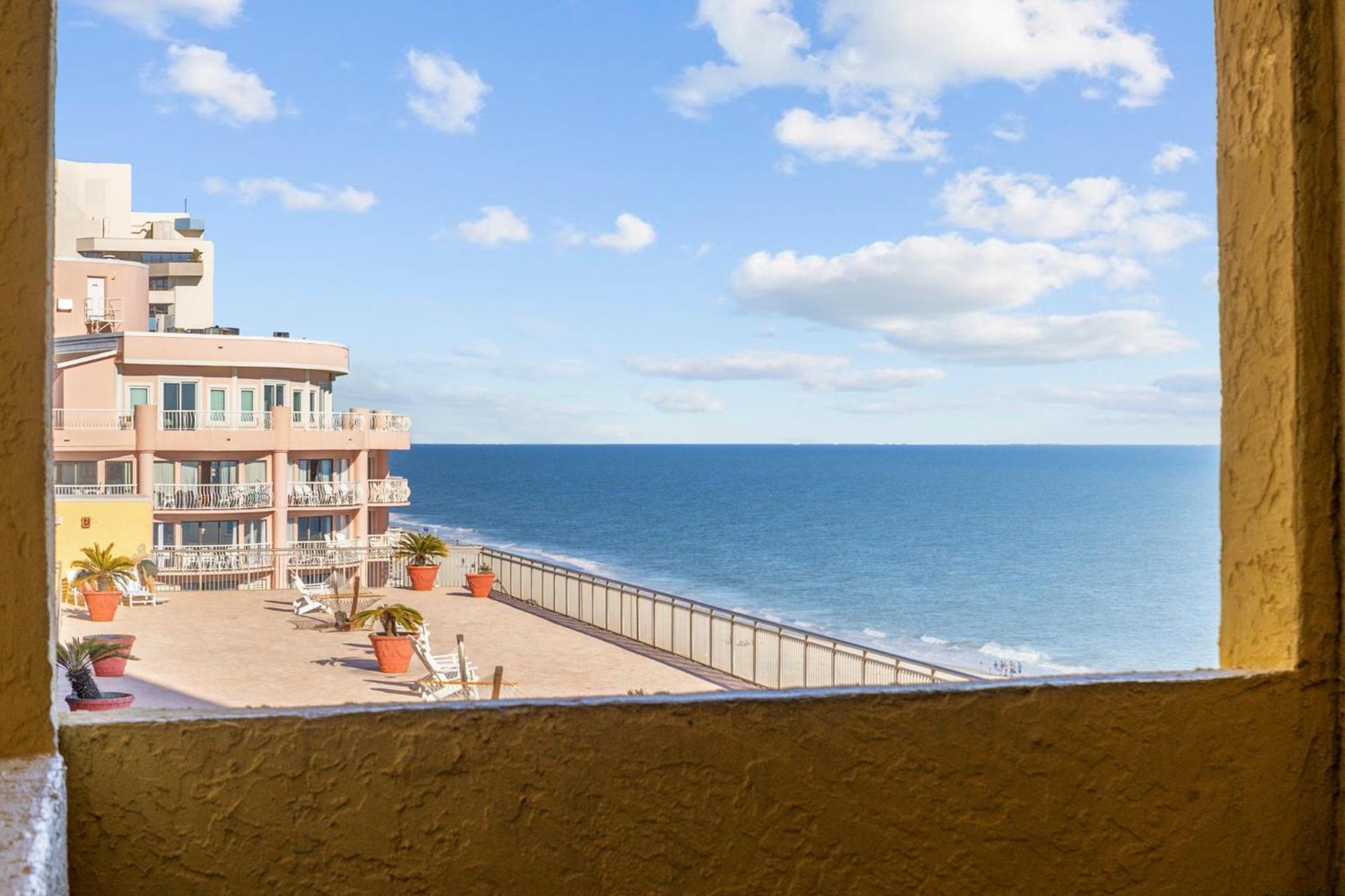 Apartment Caravelle 834 *
