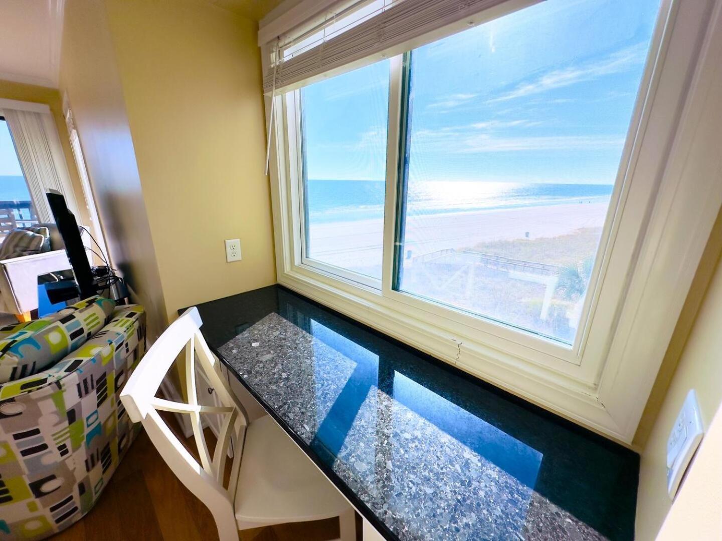 Tilghman And Racquet Club 301 Apartment