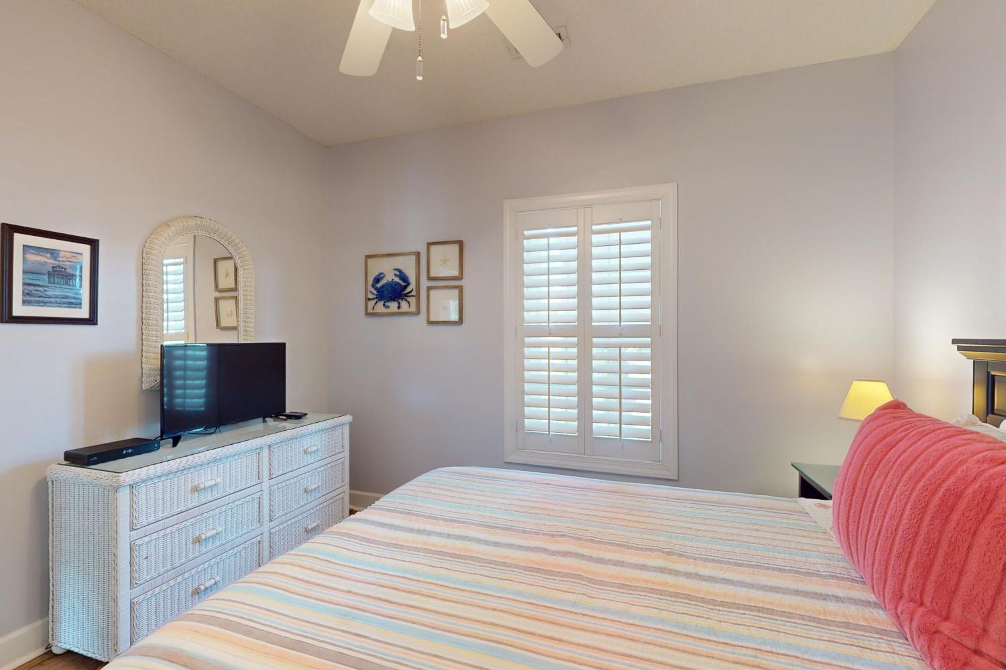Myrtlewood Apartment *