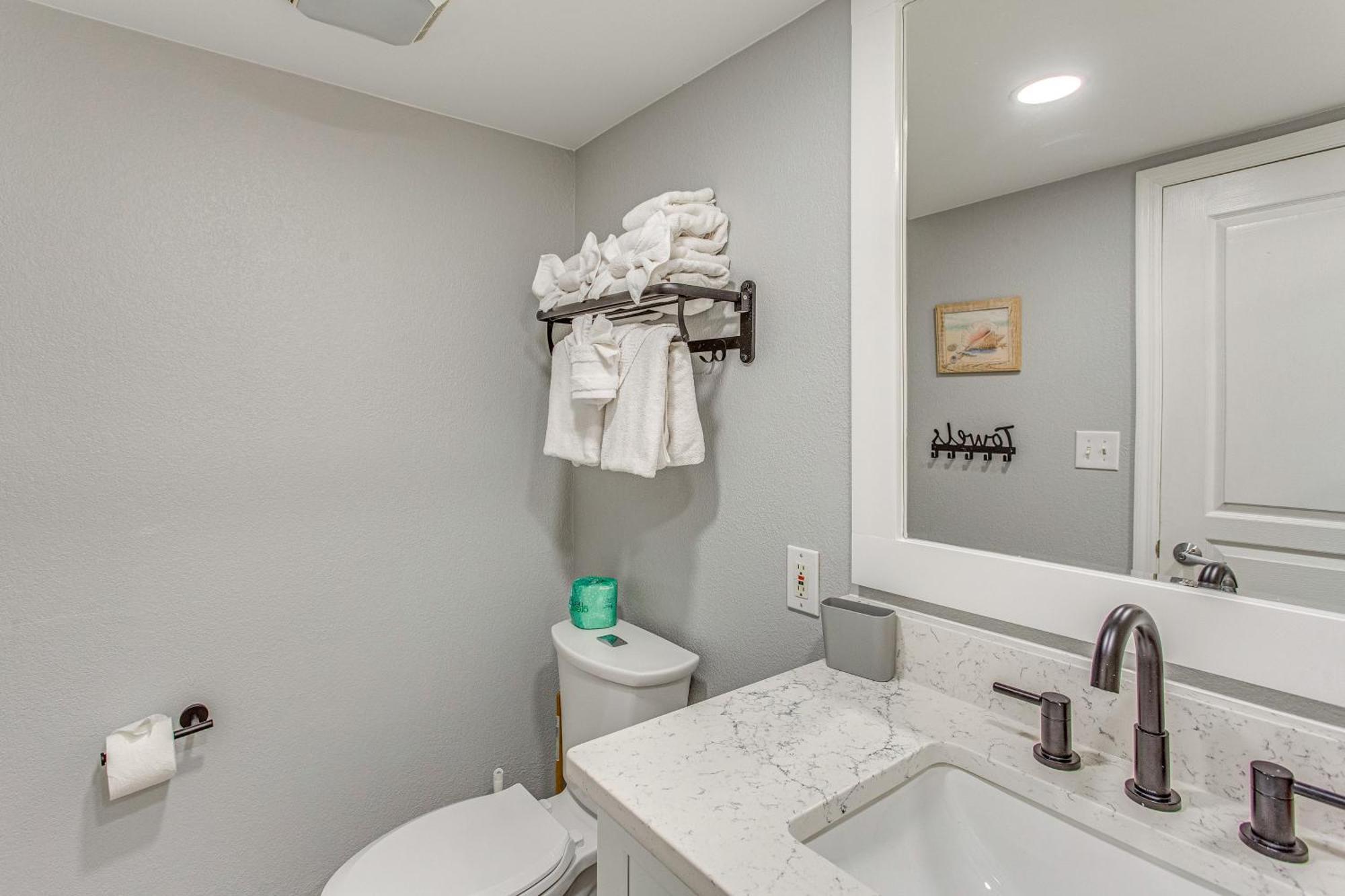 Apartment Oceanfront N Myrtle With Hot Tub! *