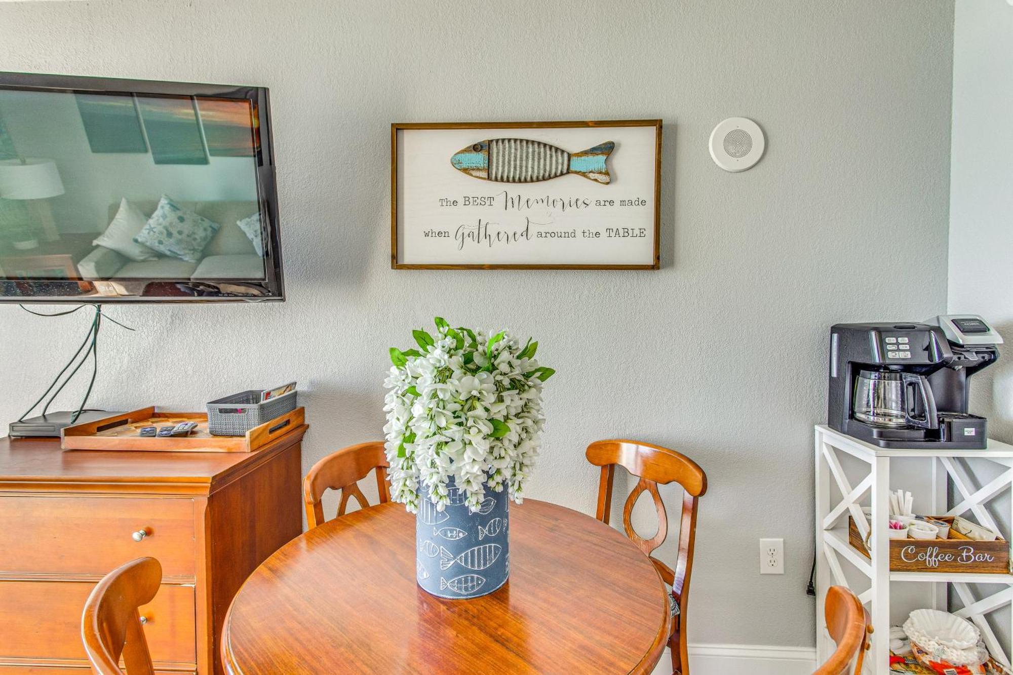Apartment Oceanfront N Myrtle With Hot Tub! *