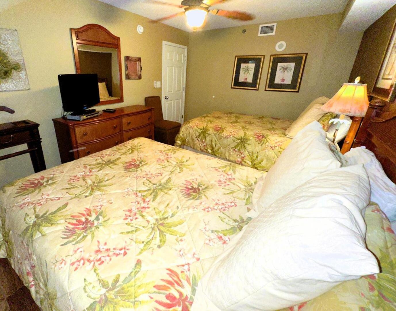 Crescent Shores N 504 Apartment