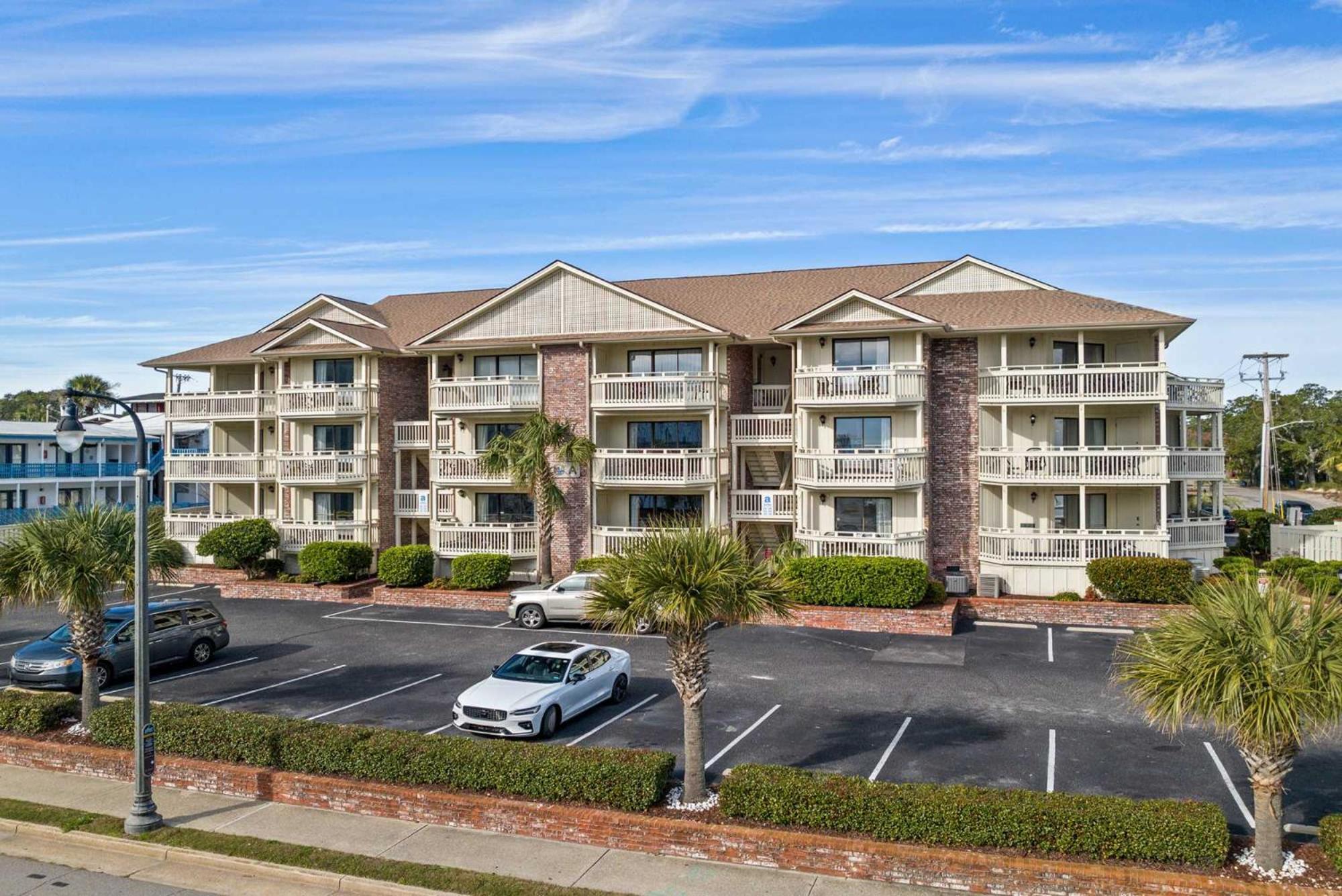 Ocean View Ground Floor Pool And Hot Tub * Myrtle Beach