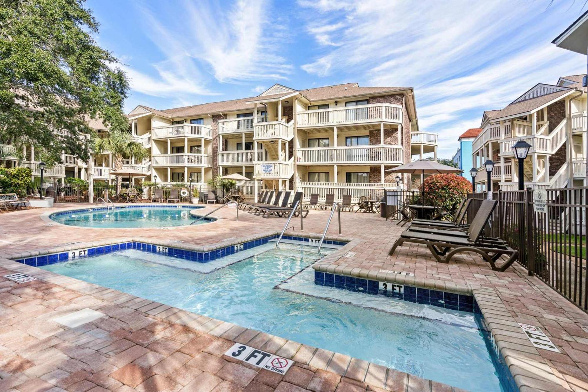 Ocean View Ground Floor Pool And Hot Tub Holiday home *