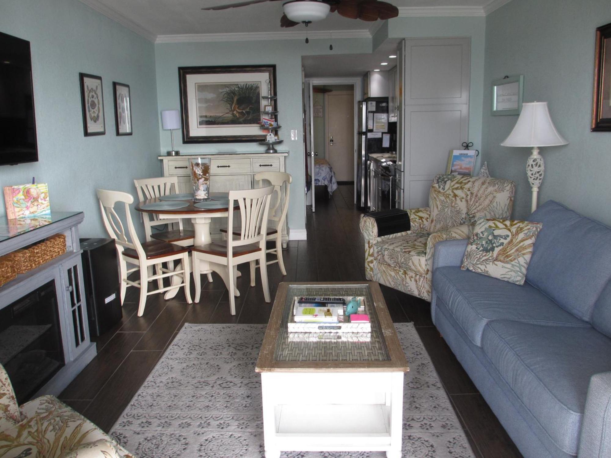 Bluewater 405 Apartment *