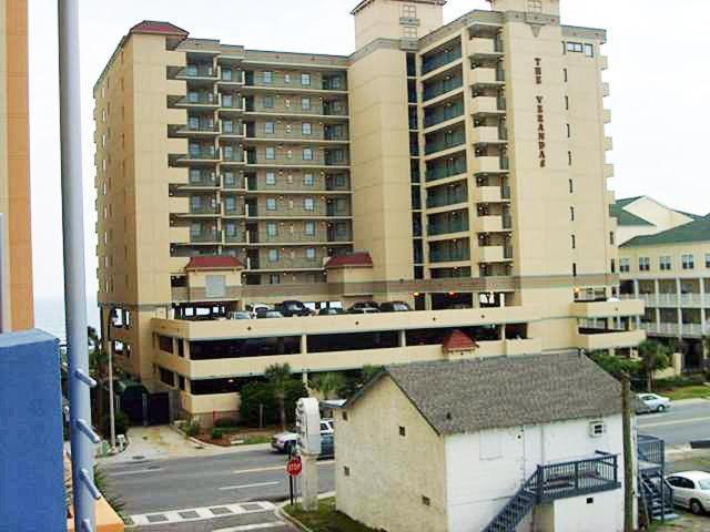 Oceanfront 305, Enjoy, Shop, Walk To Bars, Main Street Apartment
