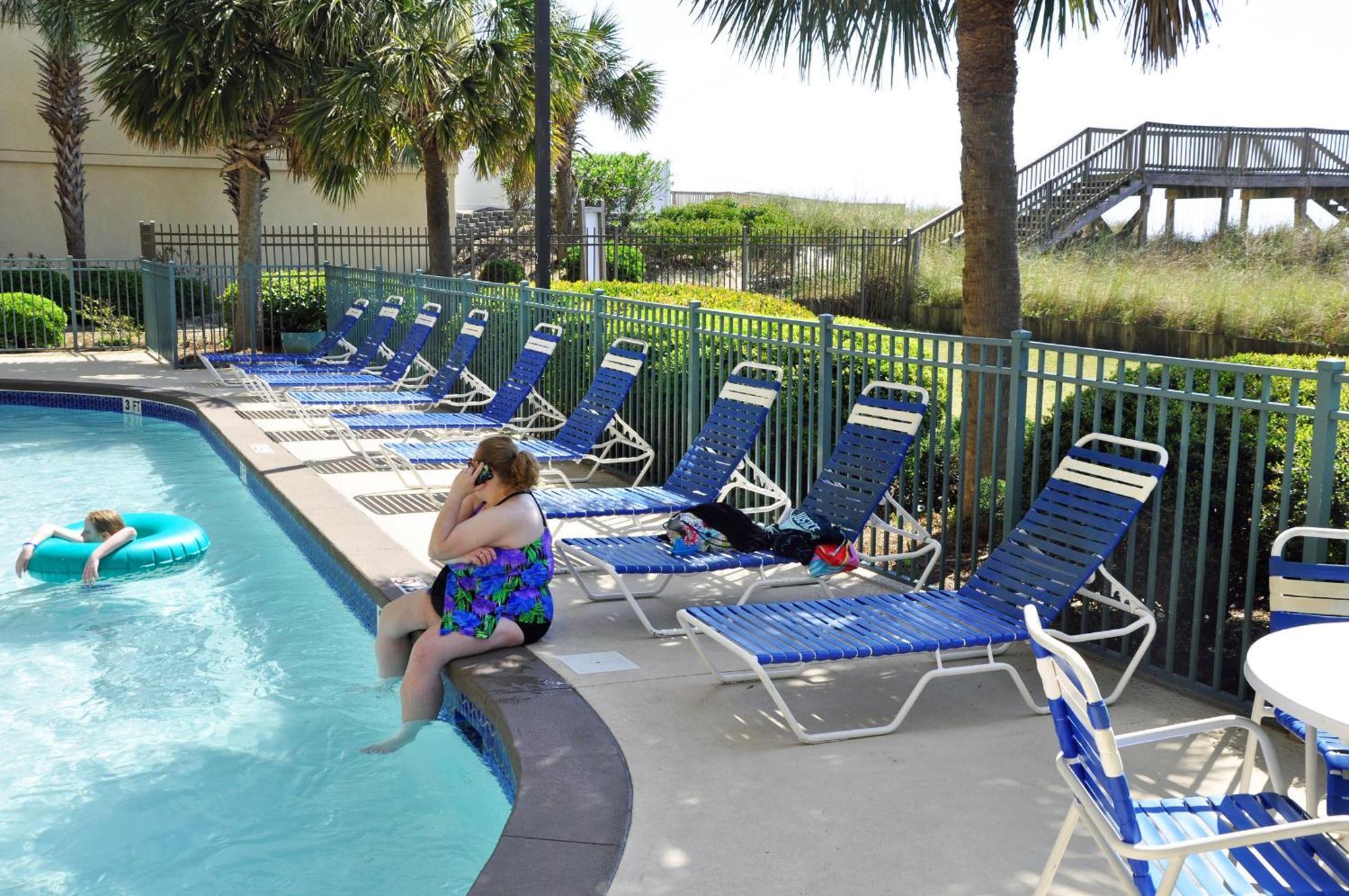 Oceanfront 305, Enjoy, Shop, Walk To Bars, Main Street *
