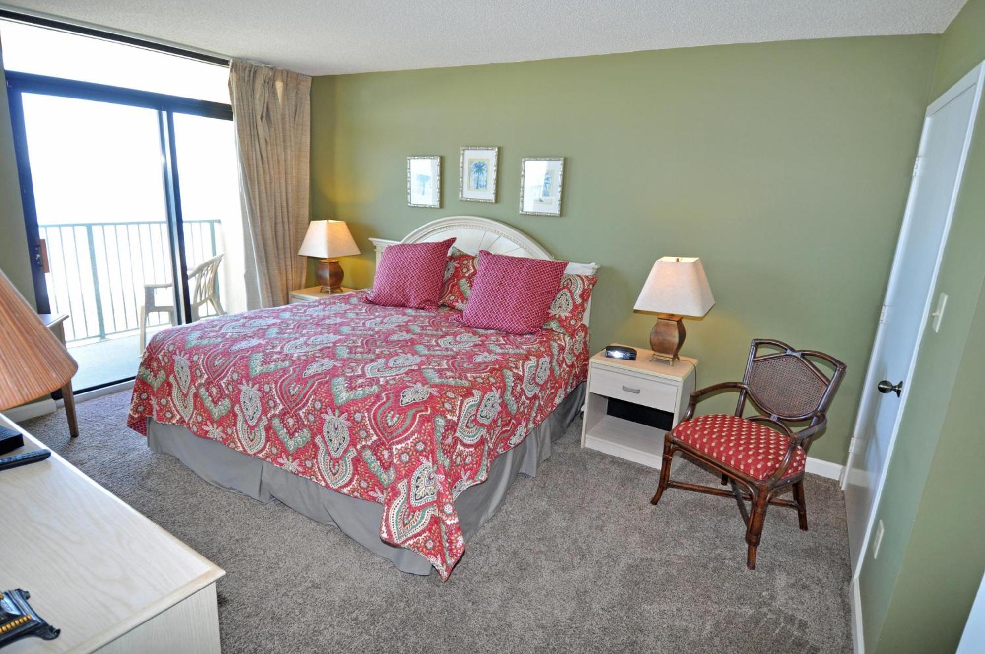 Oceanfront 305, Enjoy, Shop, Walk To Bars, Main Street Myrtle Beach