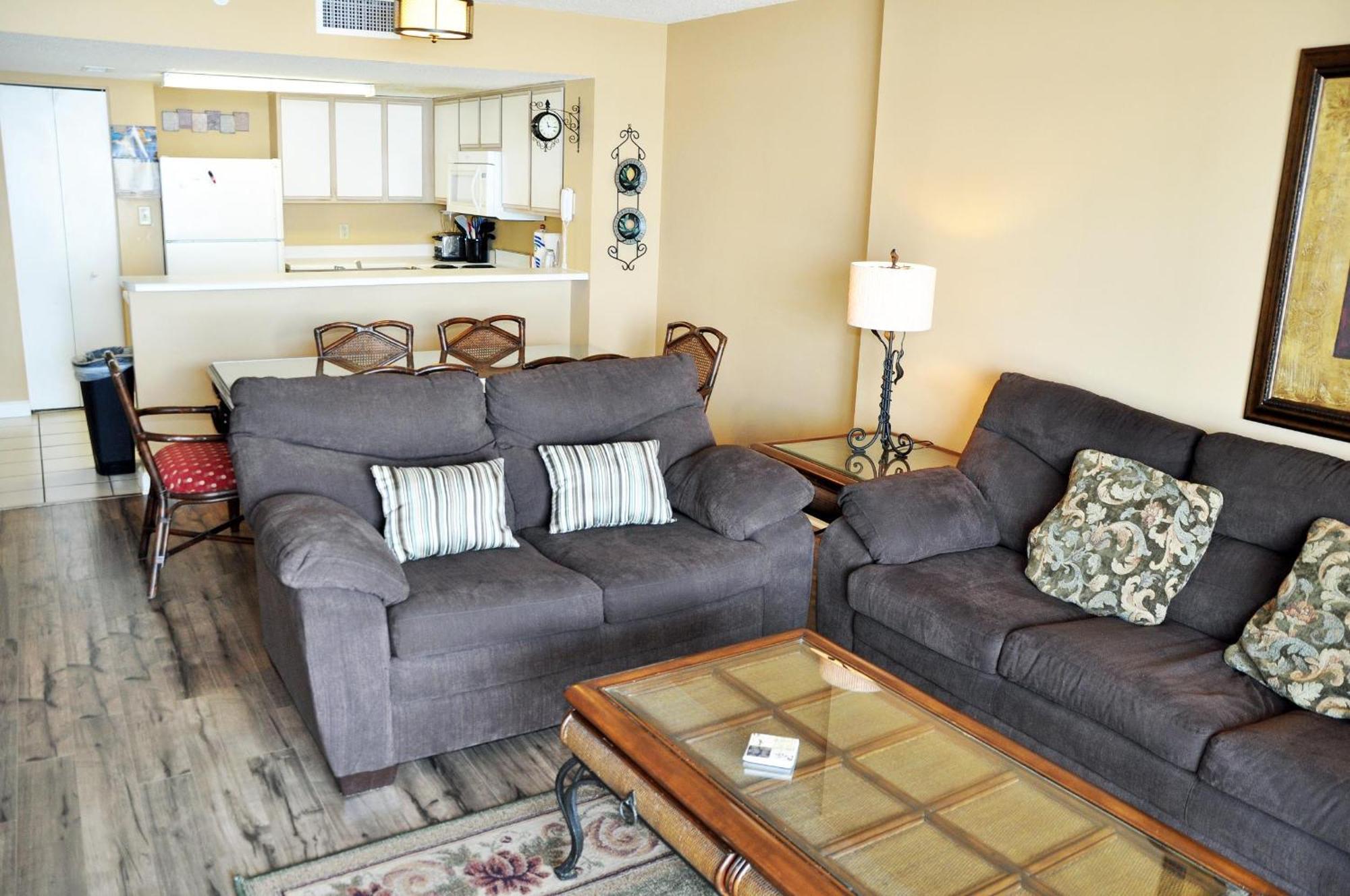 Oceanfront 305, Enjoy, Shop, Walk To Bars, Main Street Myrtle Beach