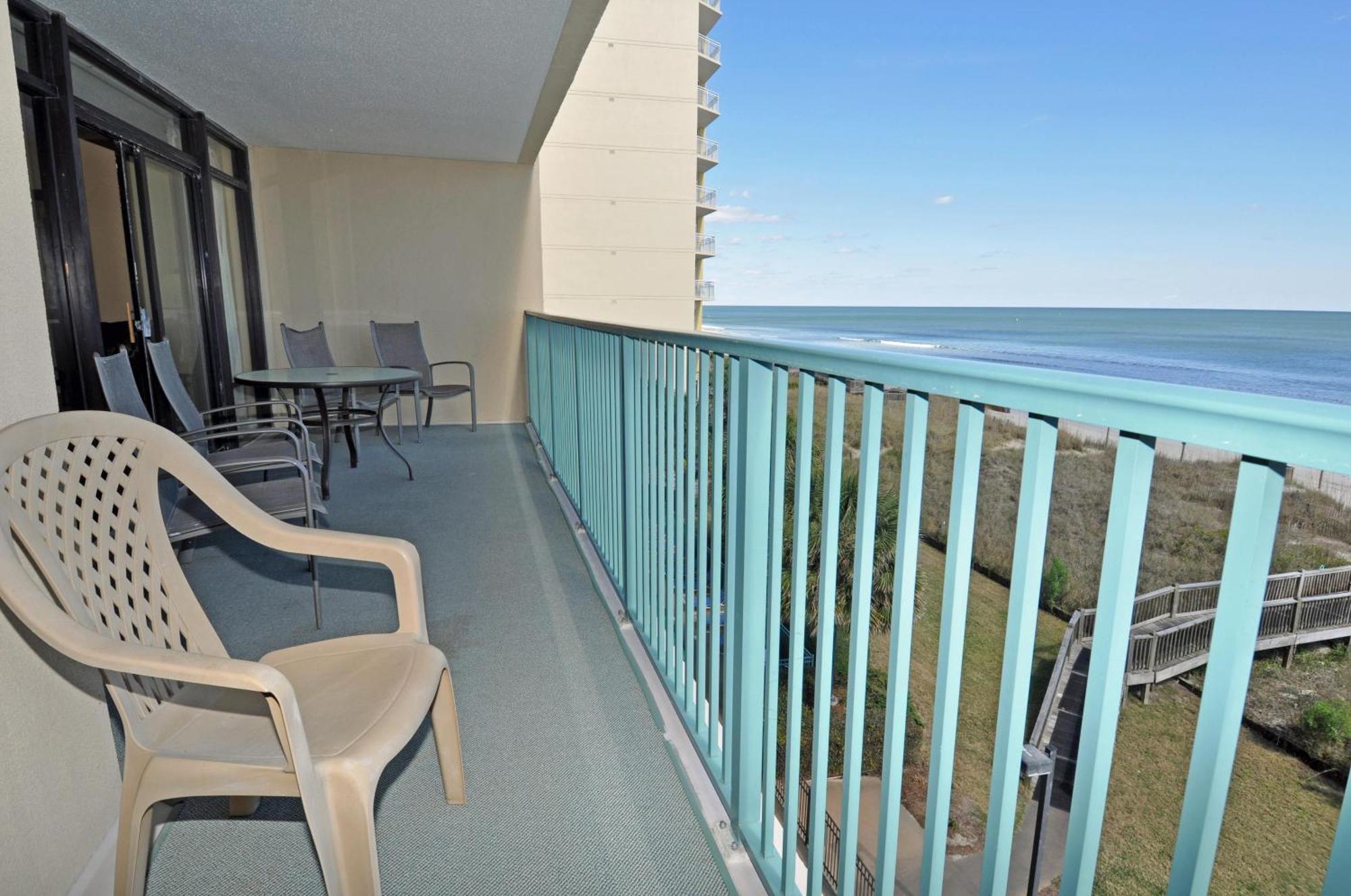 Oceanfront 305, Enjoy, Shop, Walk To Bars, Main Street *