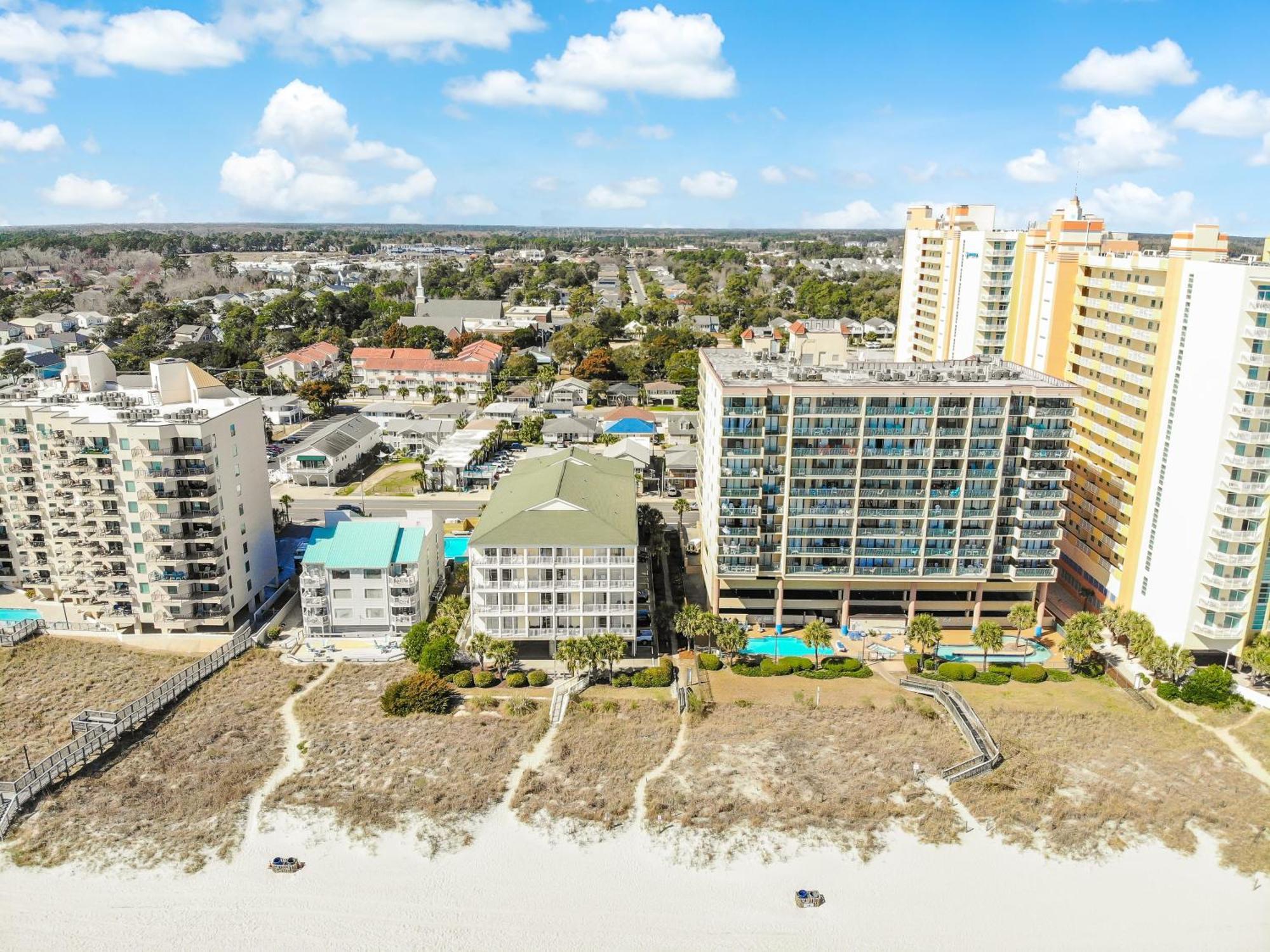 Apartment Oceanfront 305, Enjoy, Shop, Walk To Bars, Main Street Myrtle Beach