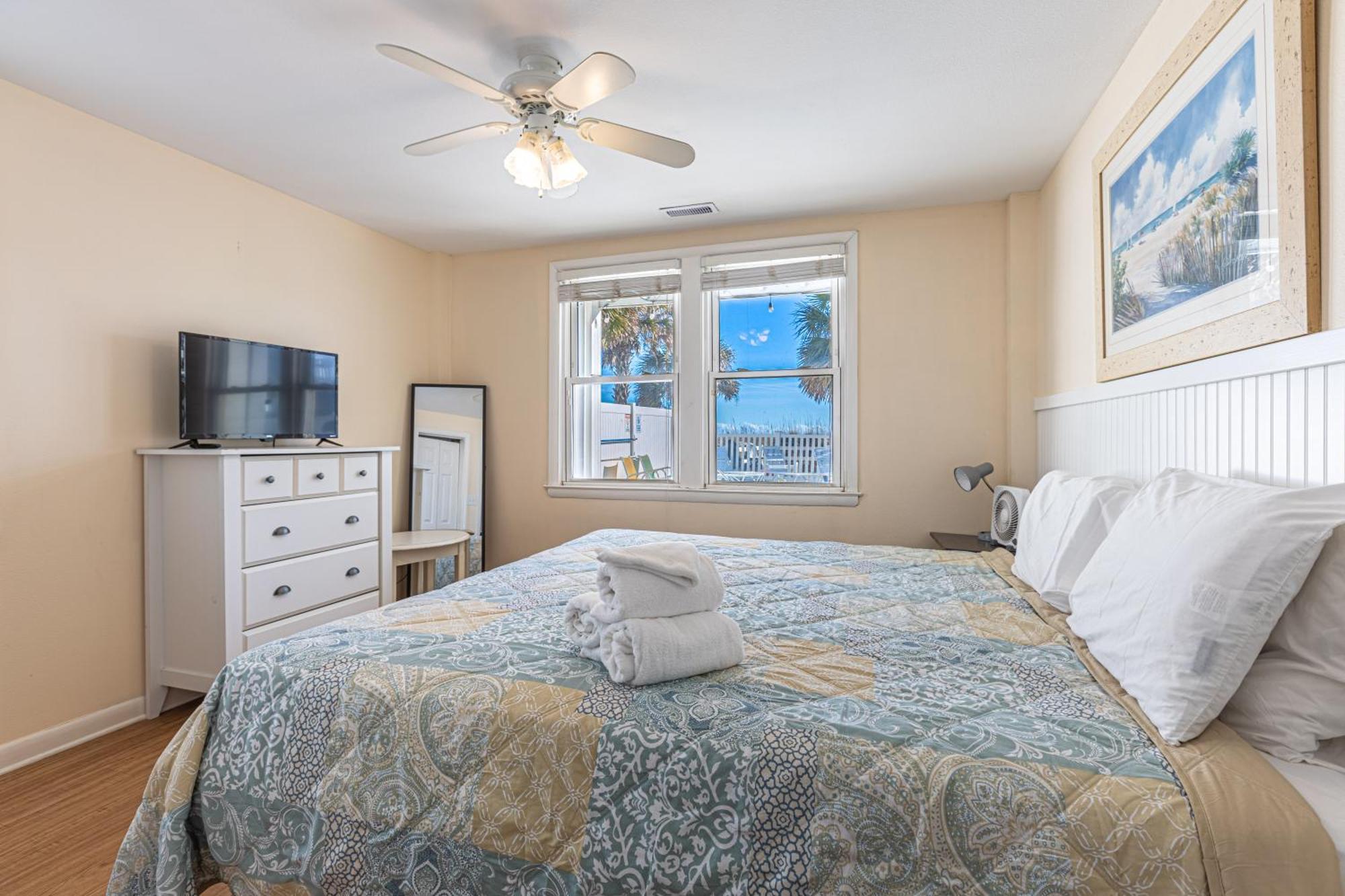 Lavish Accessible, On Ocean, 4 King Beds, Huge Private Pool, Yard, Spa, Patio, Bbq, & Game Tables * Myrtle Beach