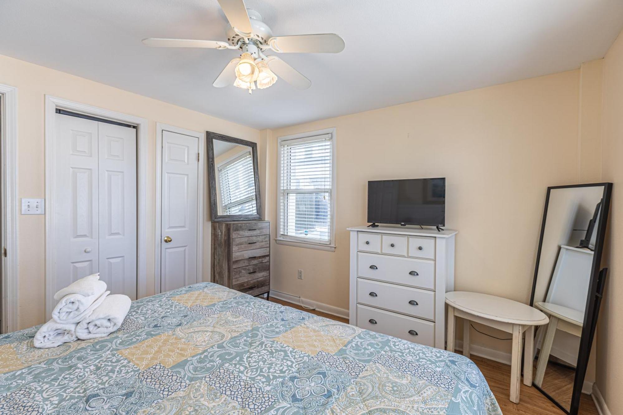 Lavish Accessible, On Ocean, 4 King Beds, Huge Private Pool, Yard, Spa, Patio, Bbq, & Game Tables Myrtle Beach