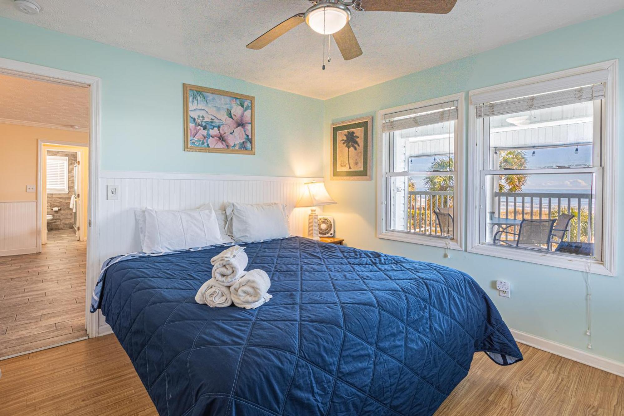 Lavish Accessible, On Ocean, 4 King Beds, Huge Private Pool, Yard, Spa, Patio, Bbq, & Game Tables Myrtle Beach