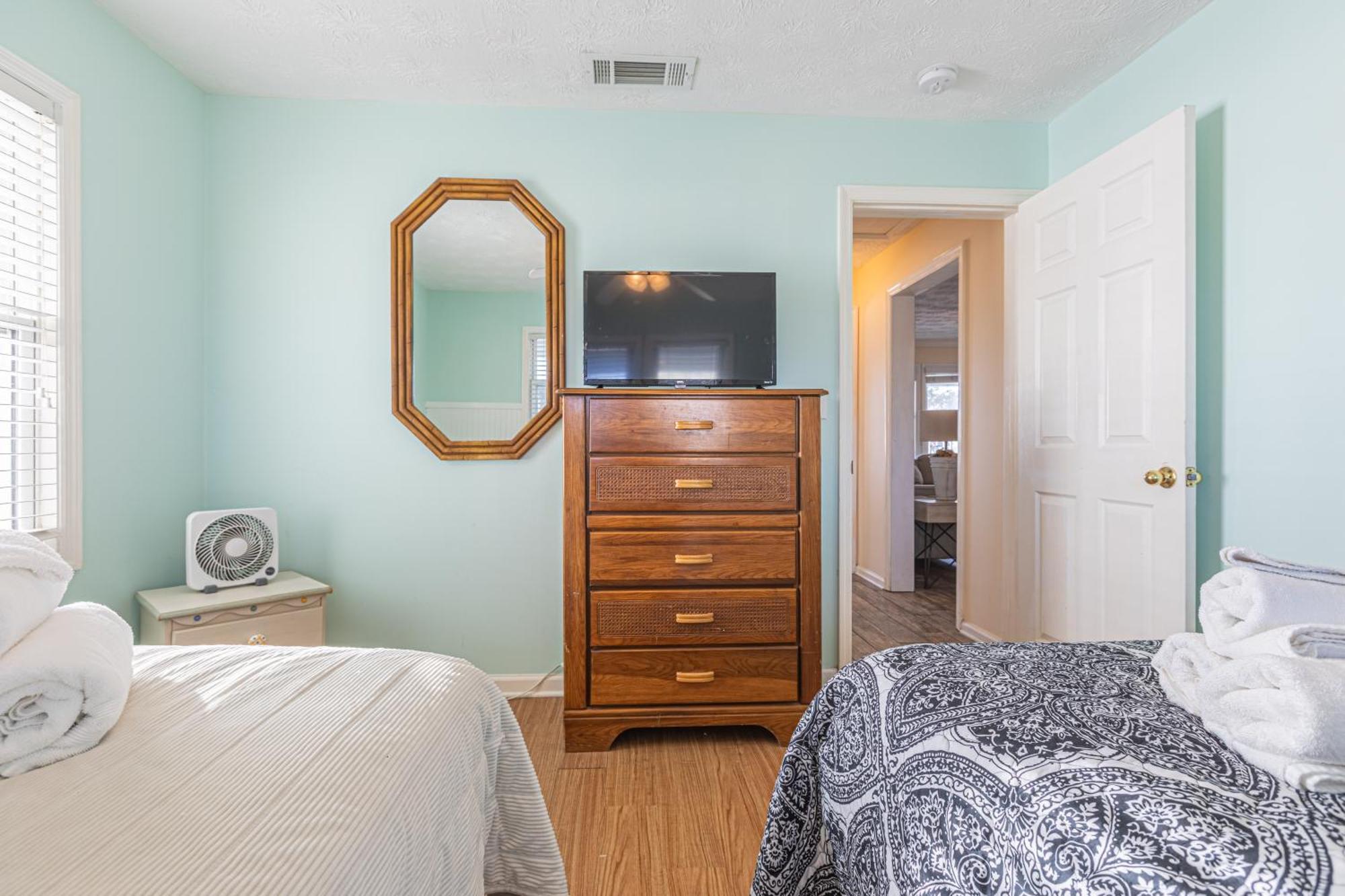 Lavish Accessible, On Ocean, 4 King Beds, Huge Private Pool, Yard, Spa, Patio, Bbq, & Game Tables * Myrtle Beach