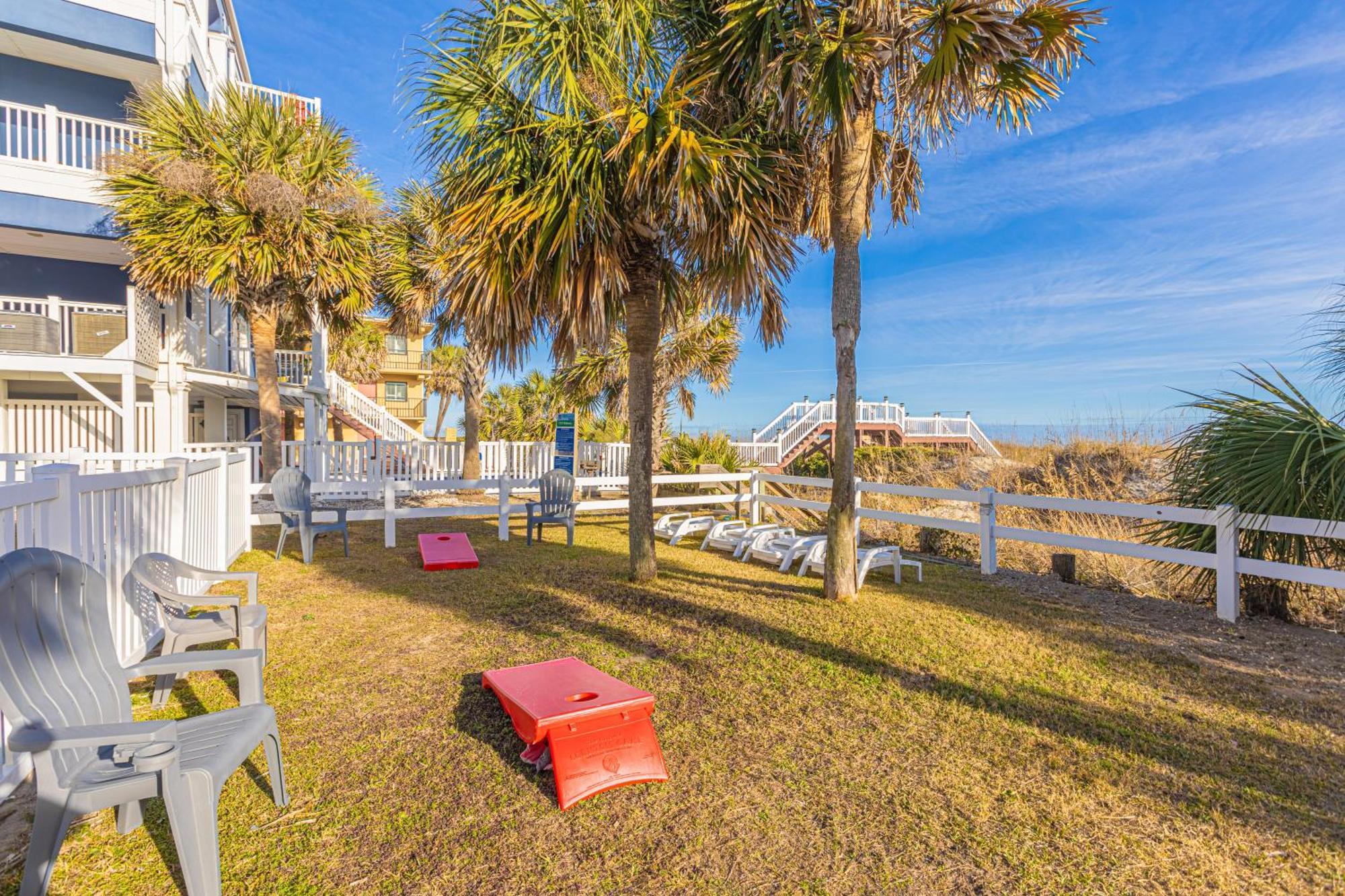 Lavish Accessible, On Ocean, 4 King Beds, Huge Private Pool, Yard, Spa, Patio, Bbq, & Game Tables Myrtle Beach