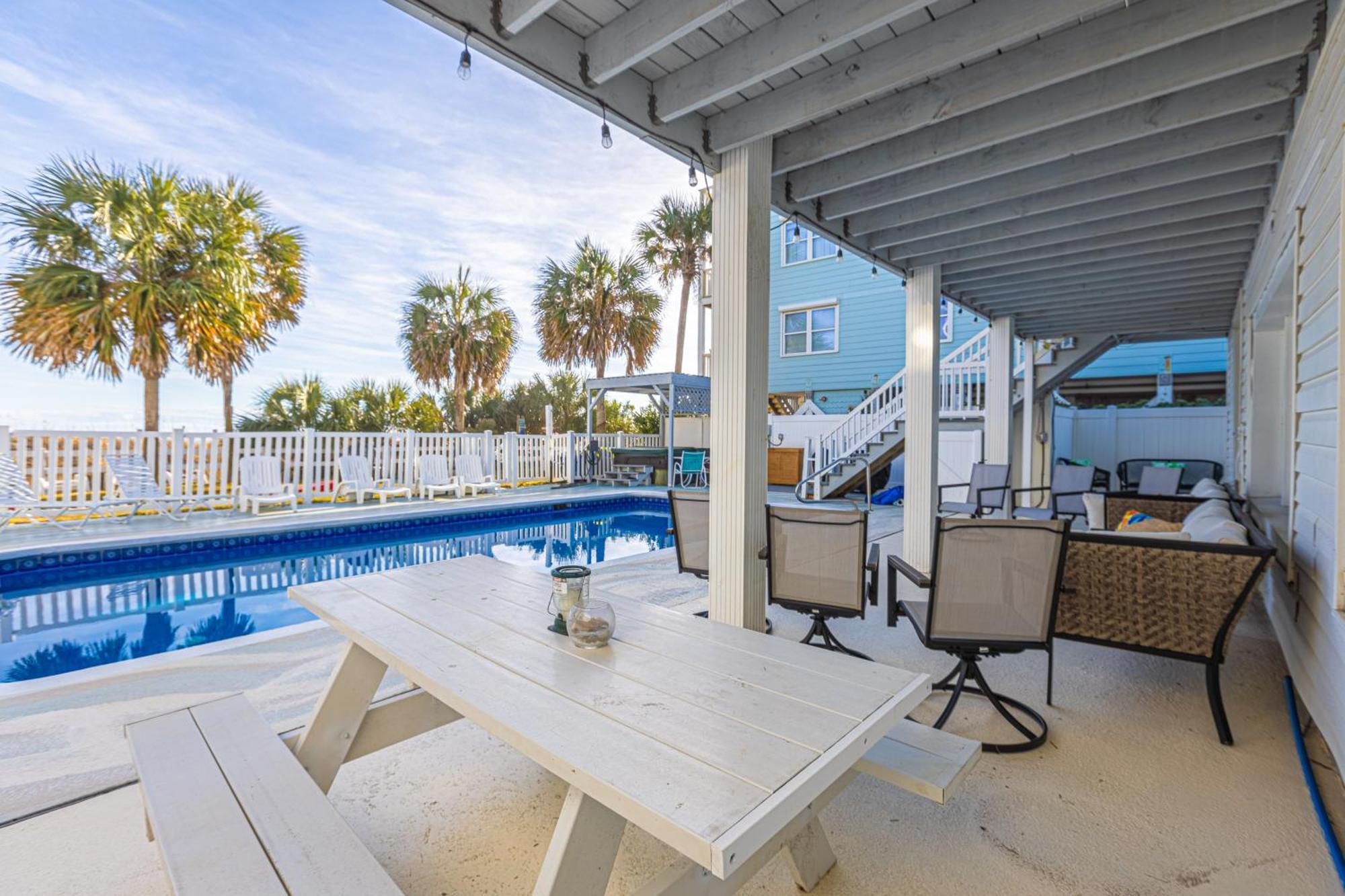 Lavish Accessible, On Ocean, 4 King Beds, Huge Private Pool, Yard, Spa, Patio, Bbq, & Game Tables Myrtle Beach